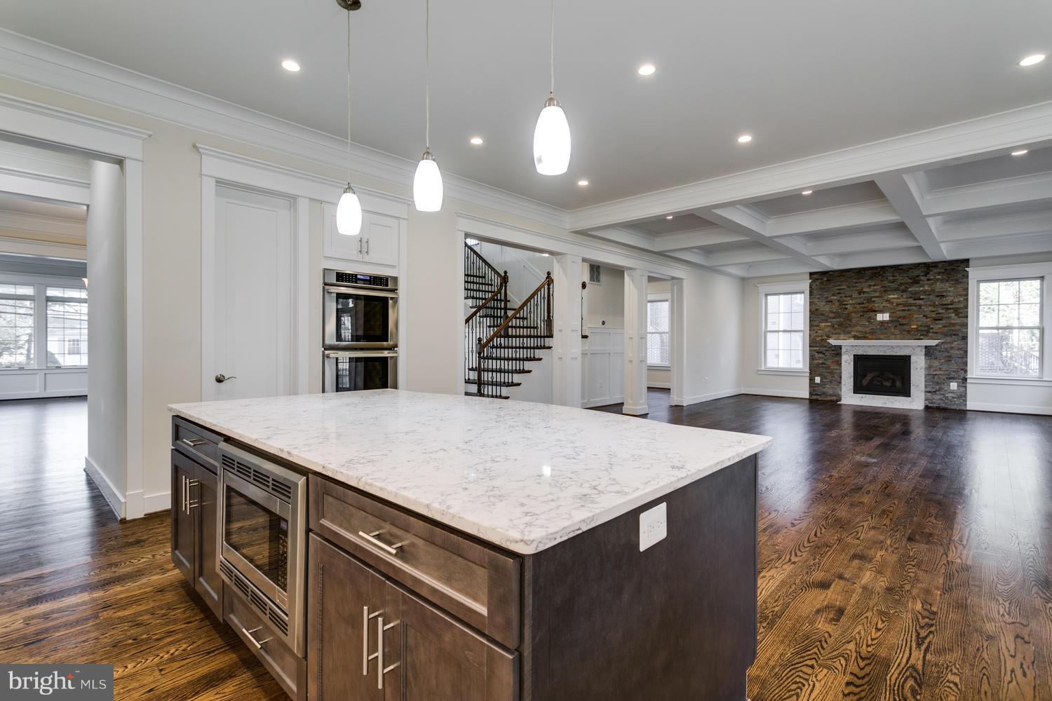 WESTBRIAR COUNTRY CLUB ESTATES - Residential