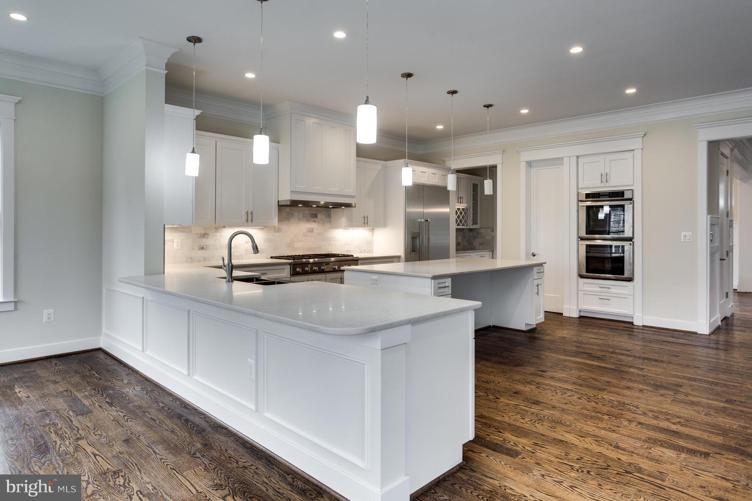 WESTBRIAR COUNTRY CLUB ESTATES - Residential