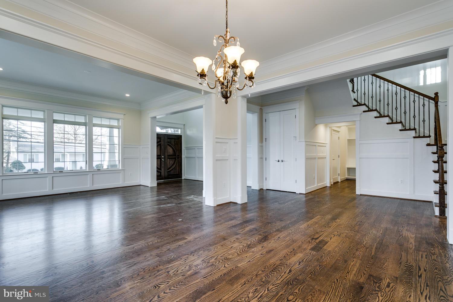 WESTBRIAR COUNTRY CLUB ESTATES - Residential