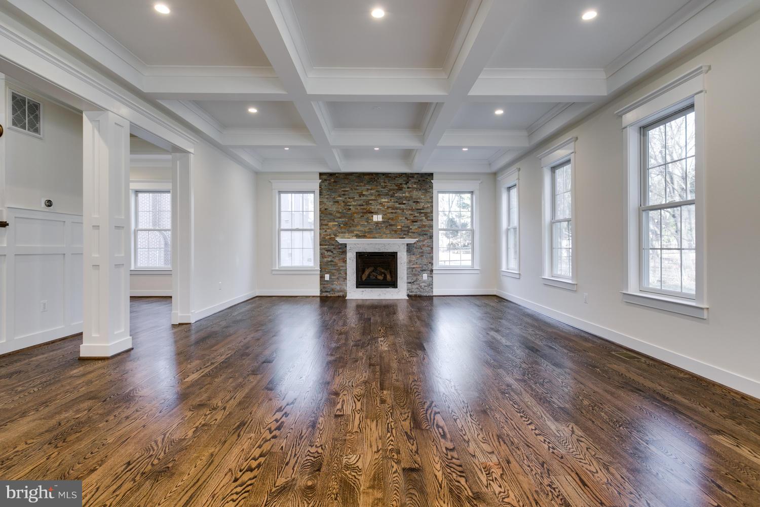 WESTBRIAR COUNTRY CLUB ESTATES - Residential