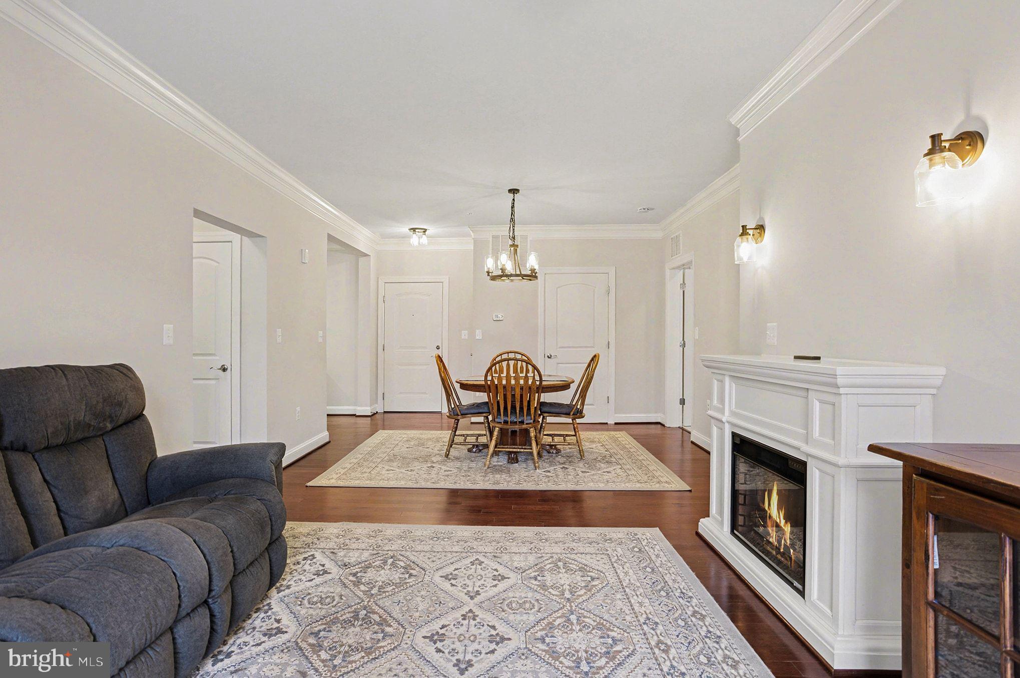 MACPHAIL WOODS - Residential