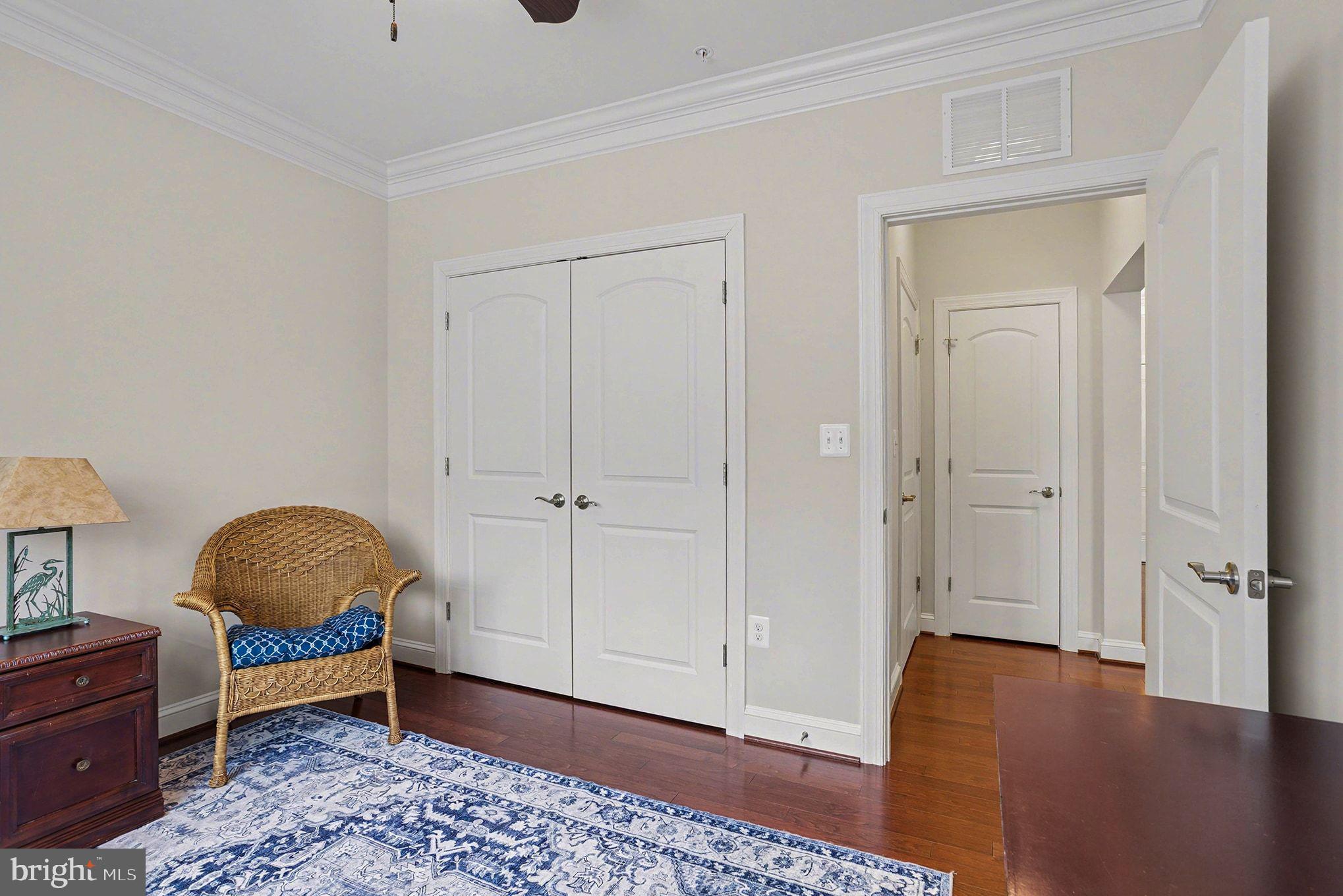 MACPHAIL WOODS - Residential