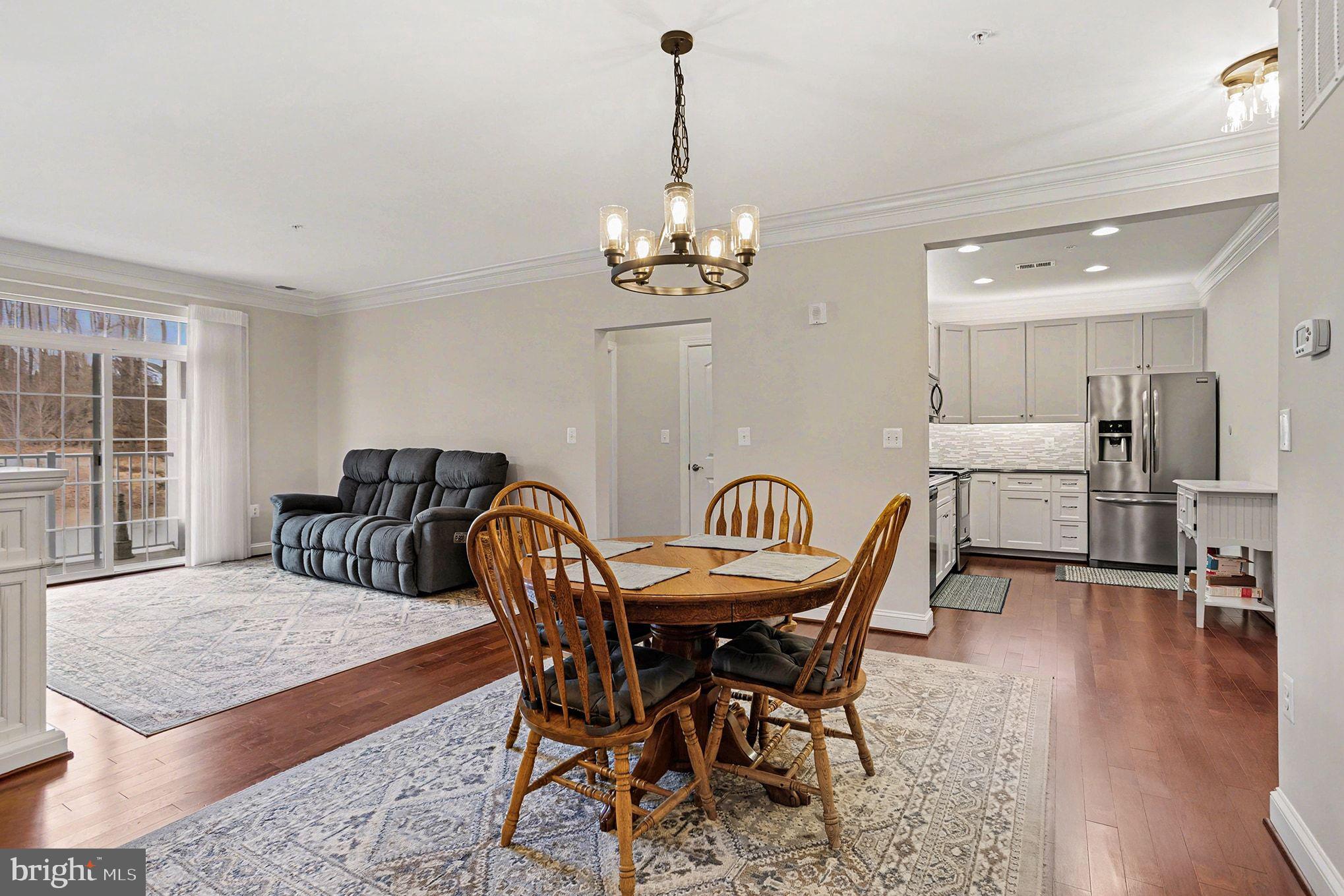 MACPHAIL WOODS - Residential