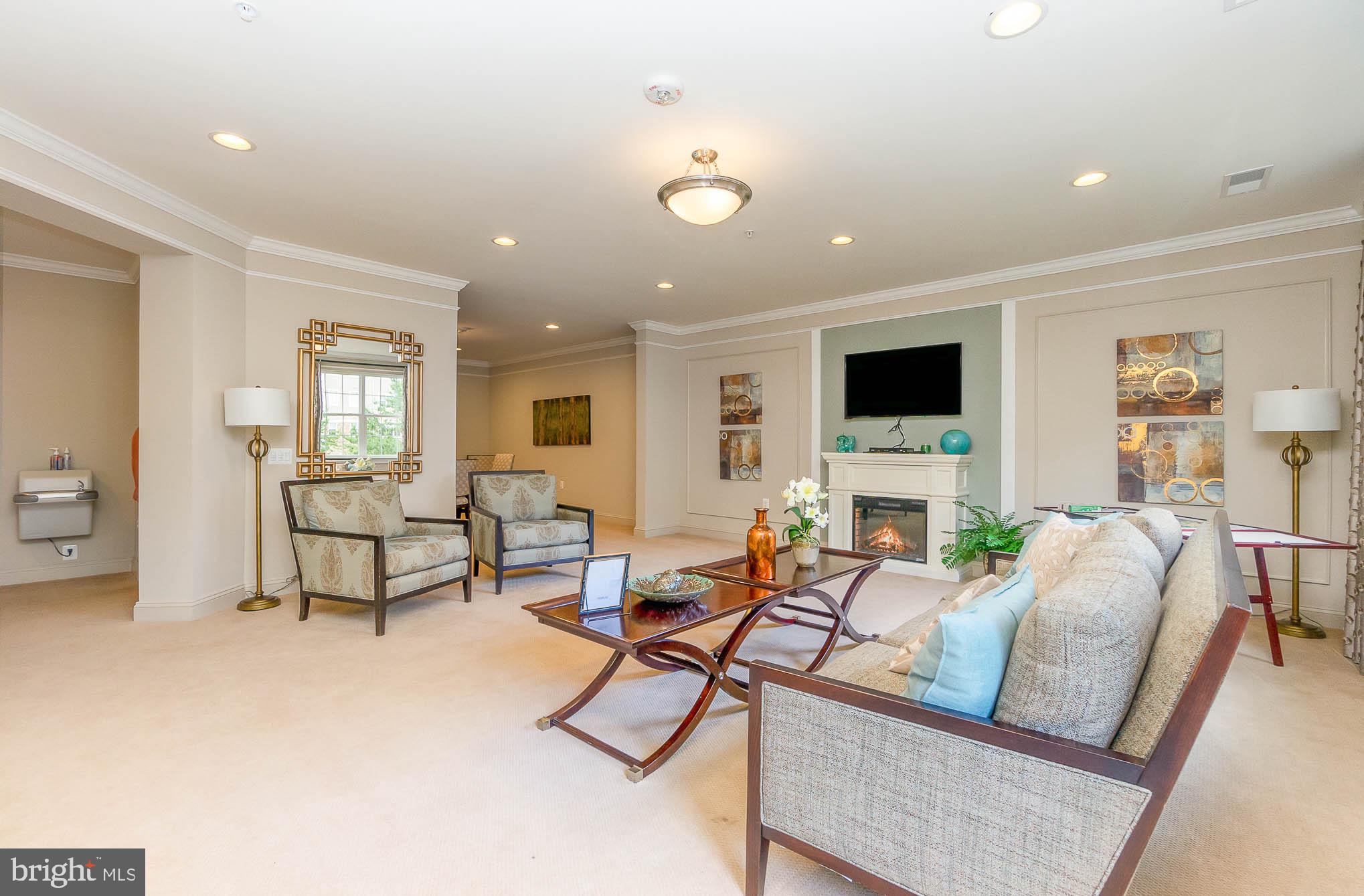 MACPHAIL WOODS - Residential