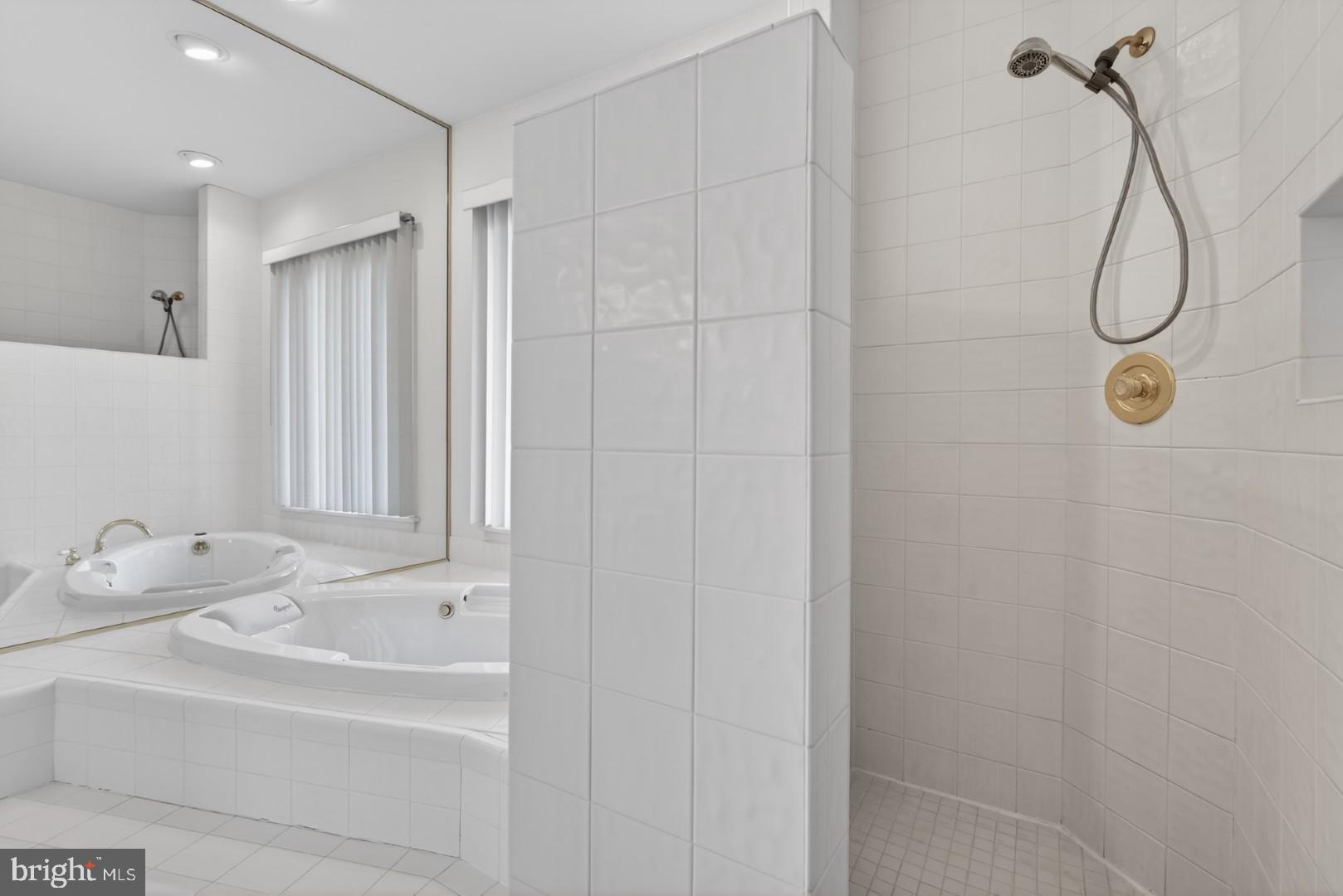 WINDMERE - Residential