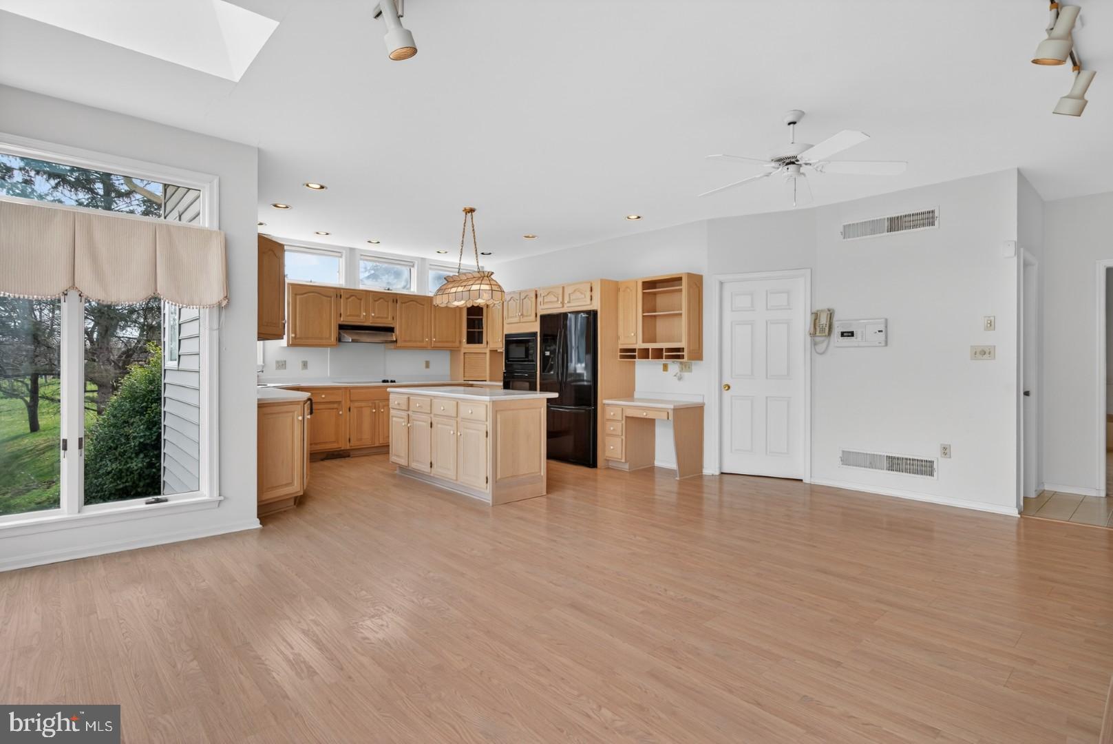 WINDMERE - Residential