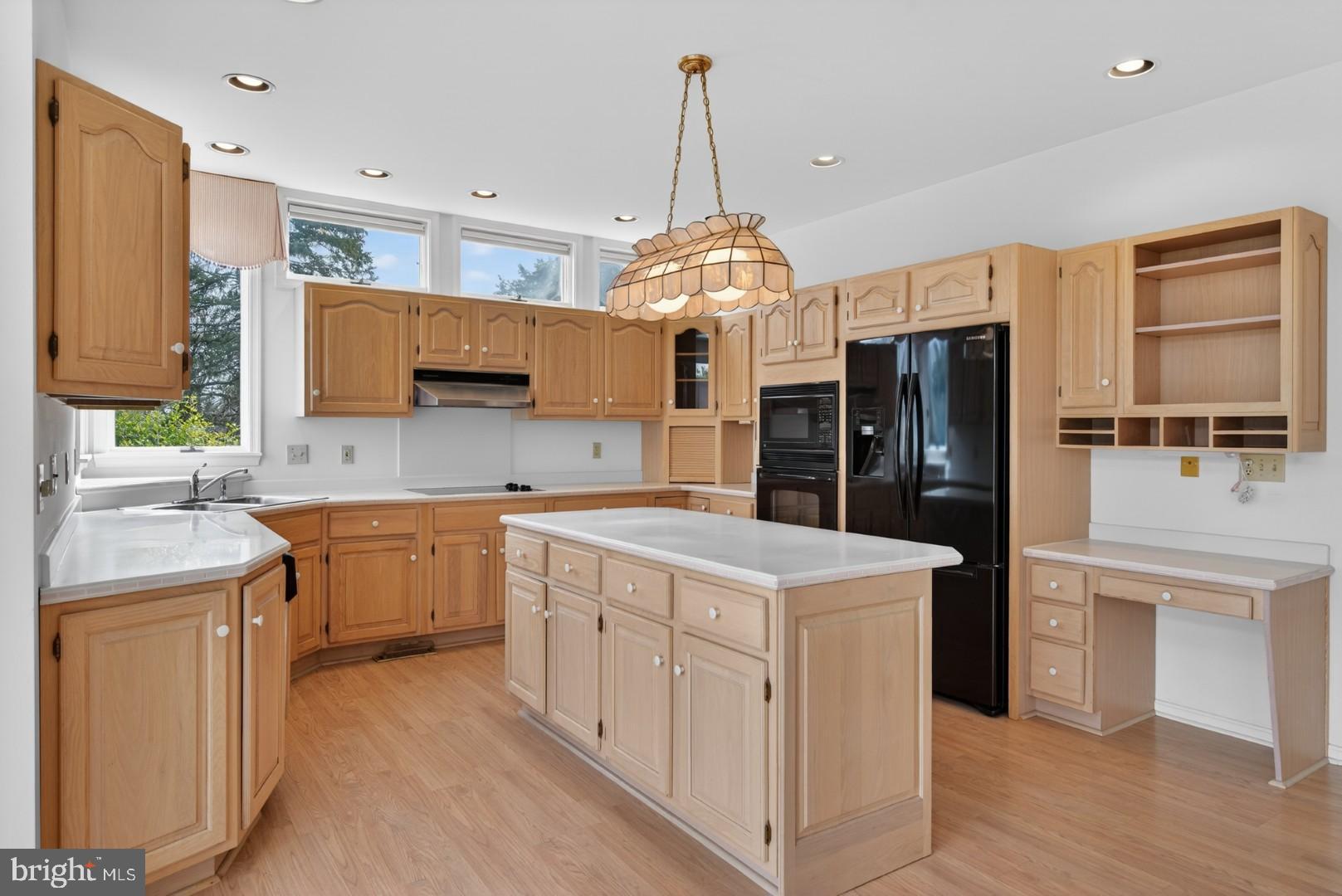 WINDMERE - Residential