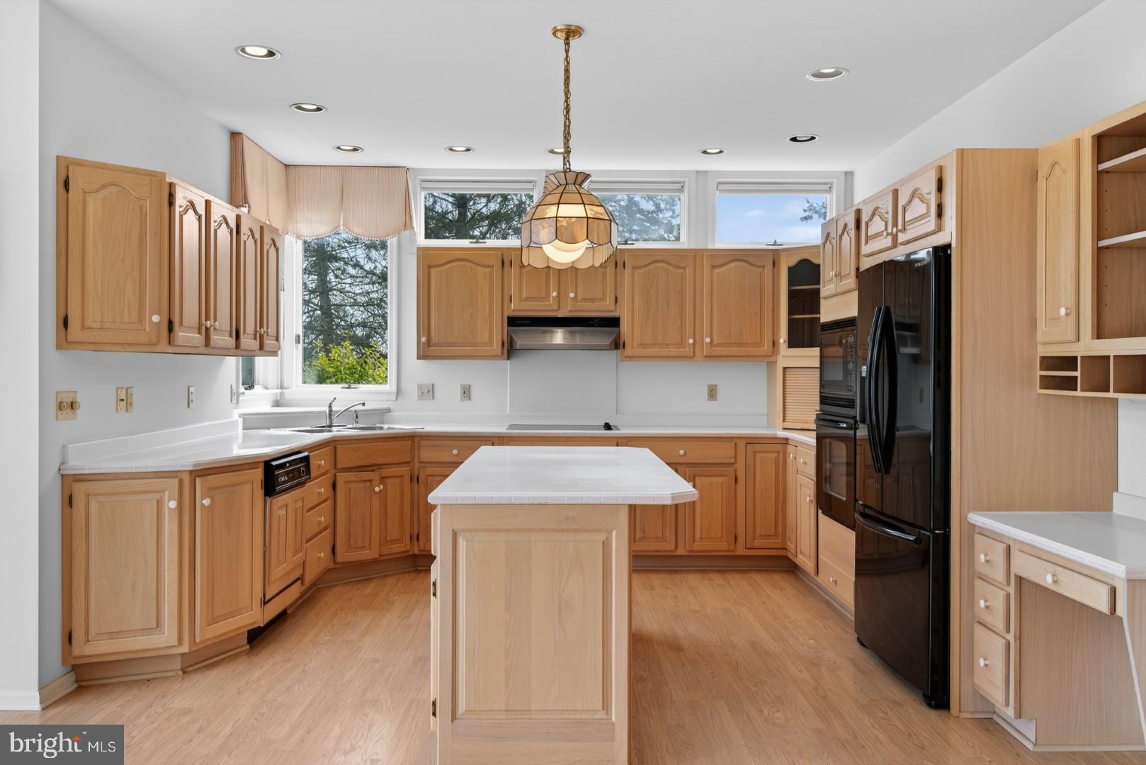 WINDMERE - Residential