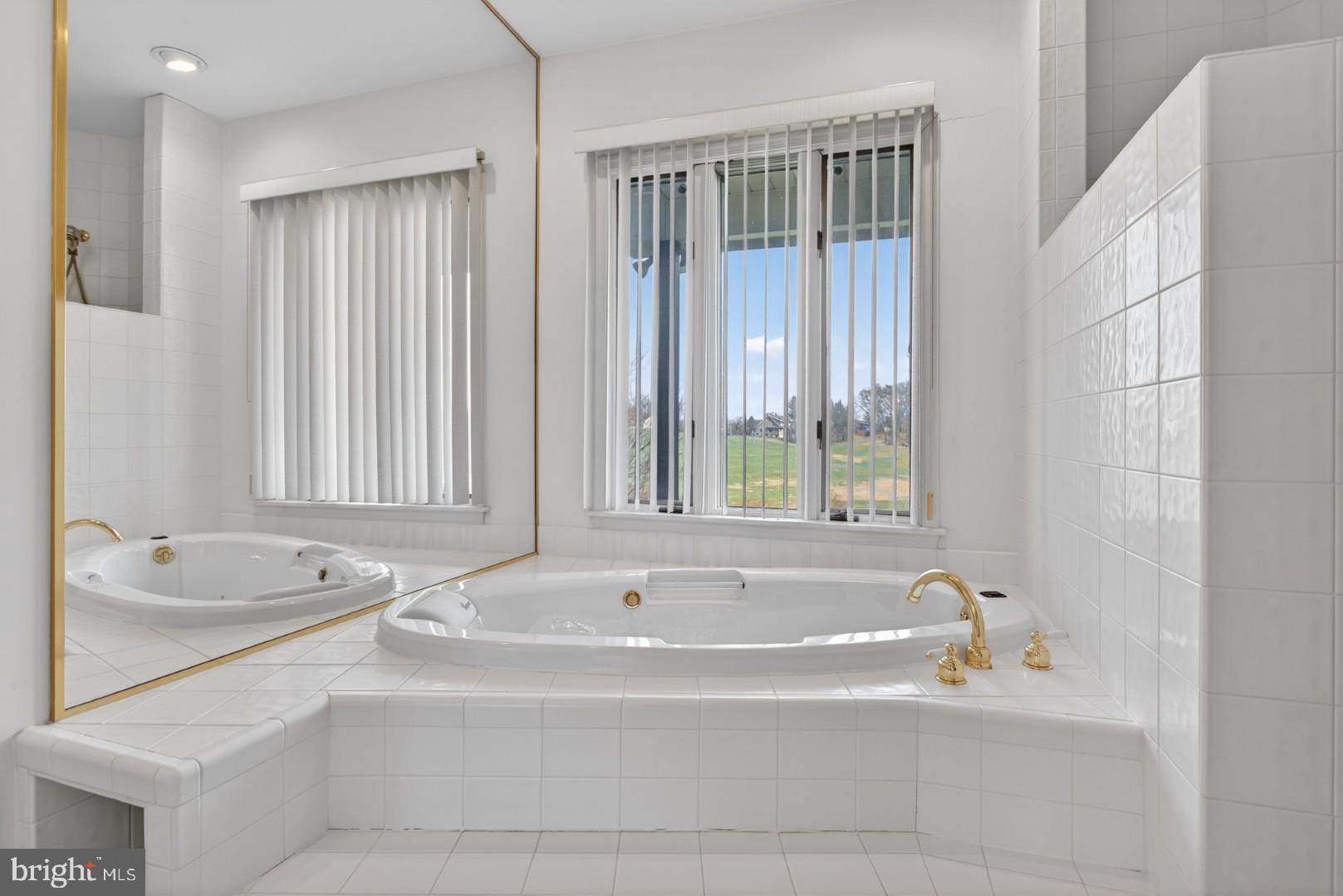 WINDMERE - Residential