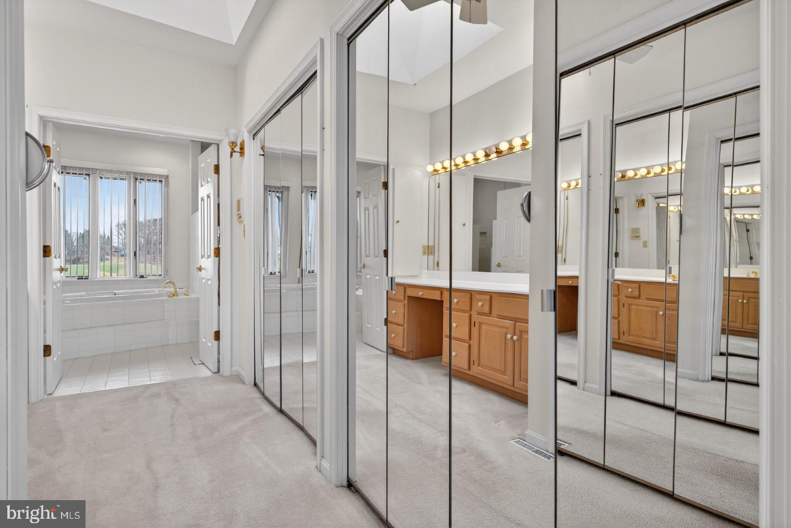 WINDMERE - Residential