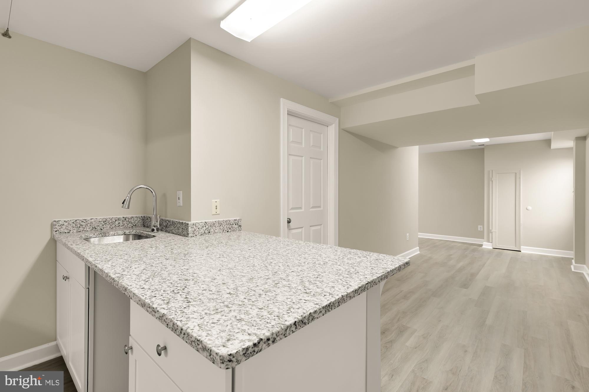 CROSSPOINTE - Residential