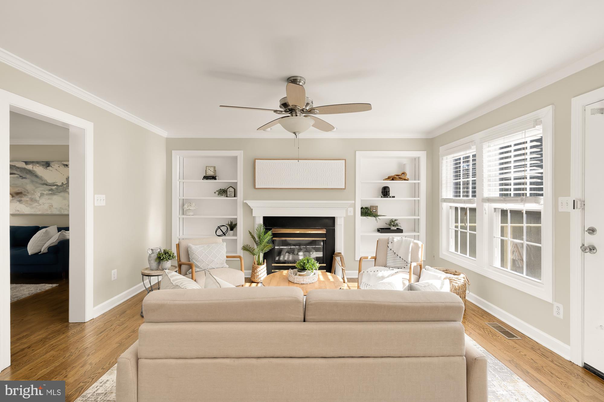 CROSSPOINTE - Residential