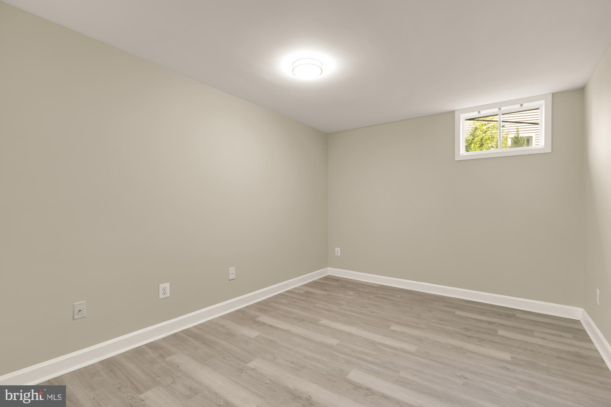 CROSSPOINTE - Residential