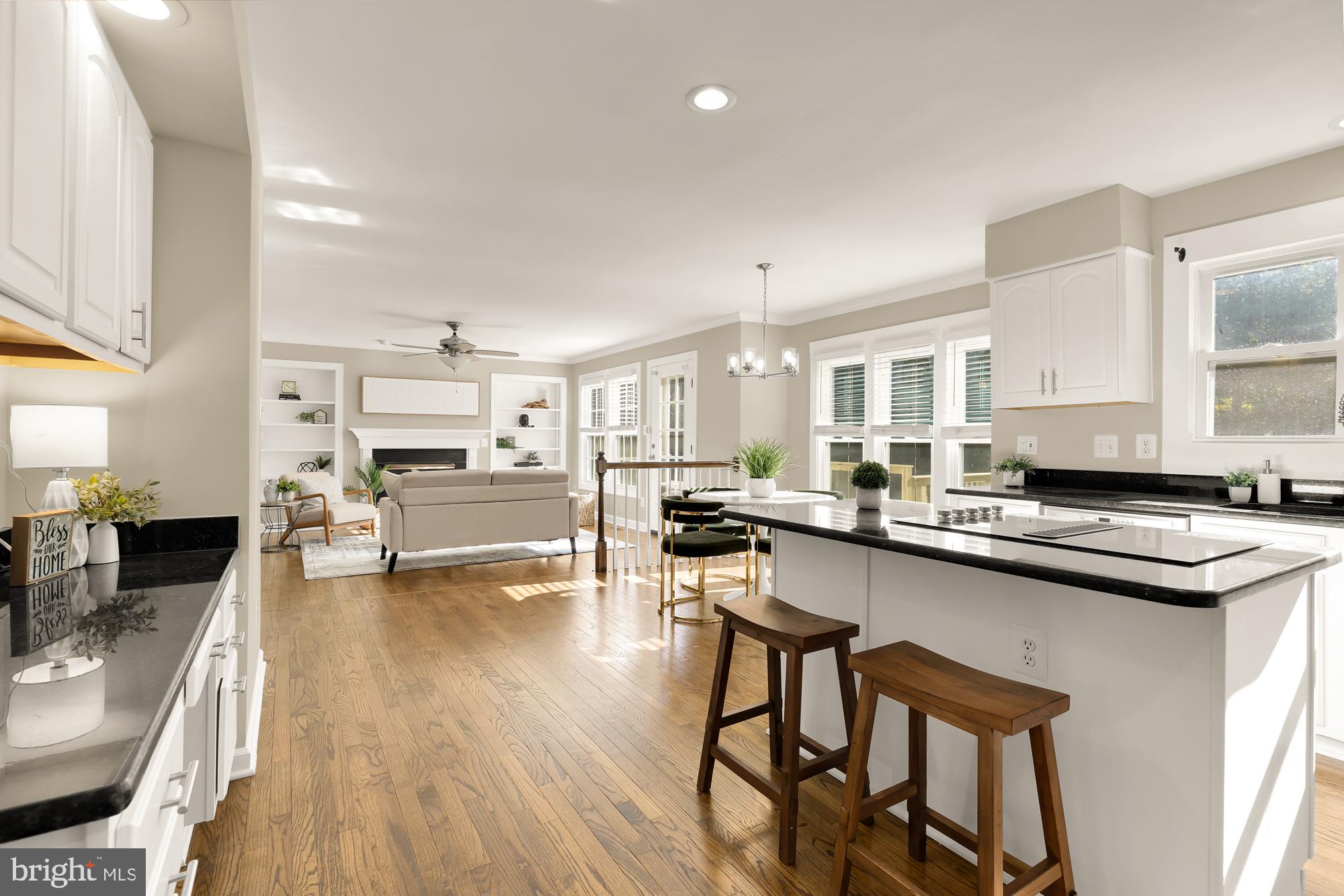 CROSSPOINTE - Residential