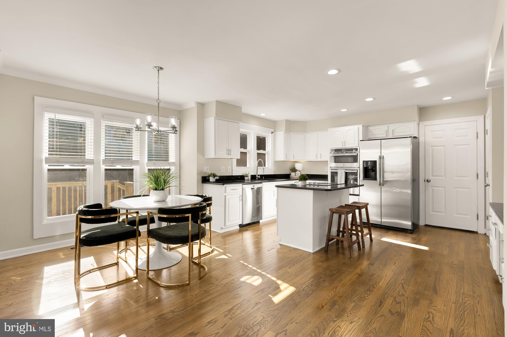 CROSSPOINTE - Residential