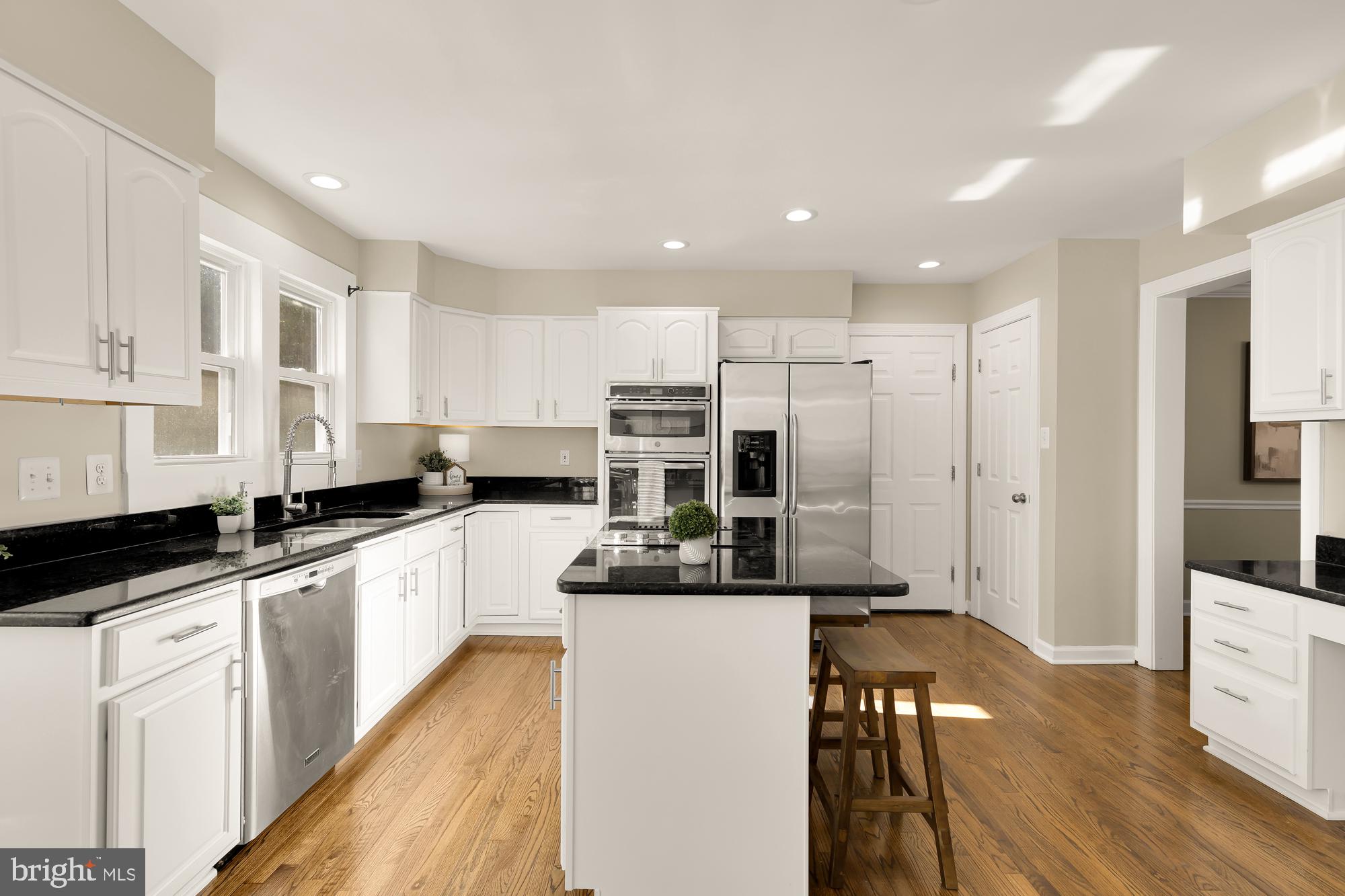 CROSSPOINTE - Residential