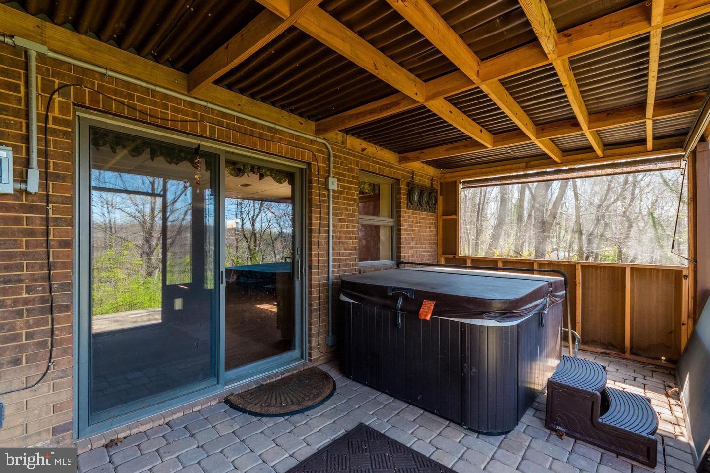 HONEYWOOD - Residential