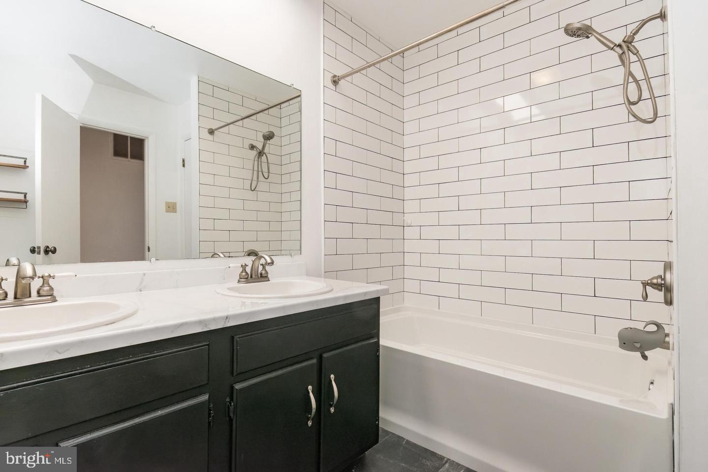 HONEYWOOD - Residential