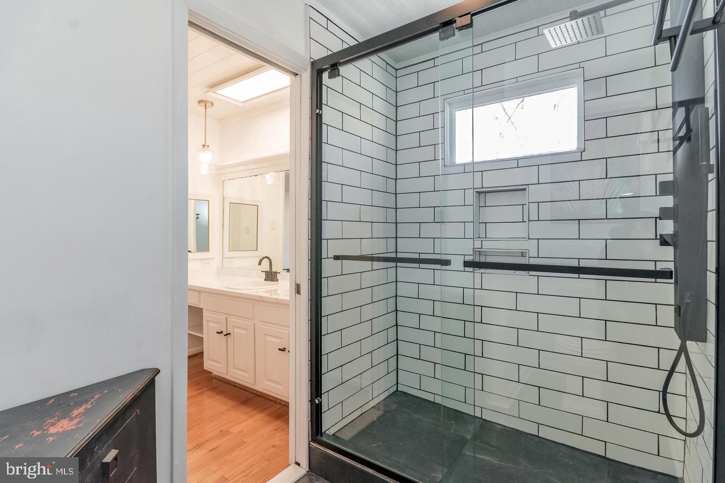 HONEYWOOD - Residential