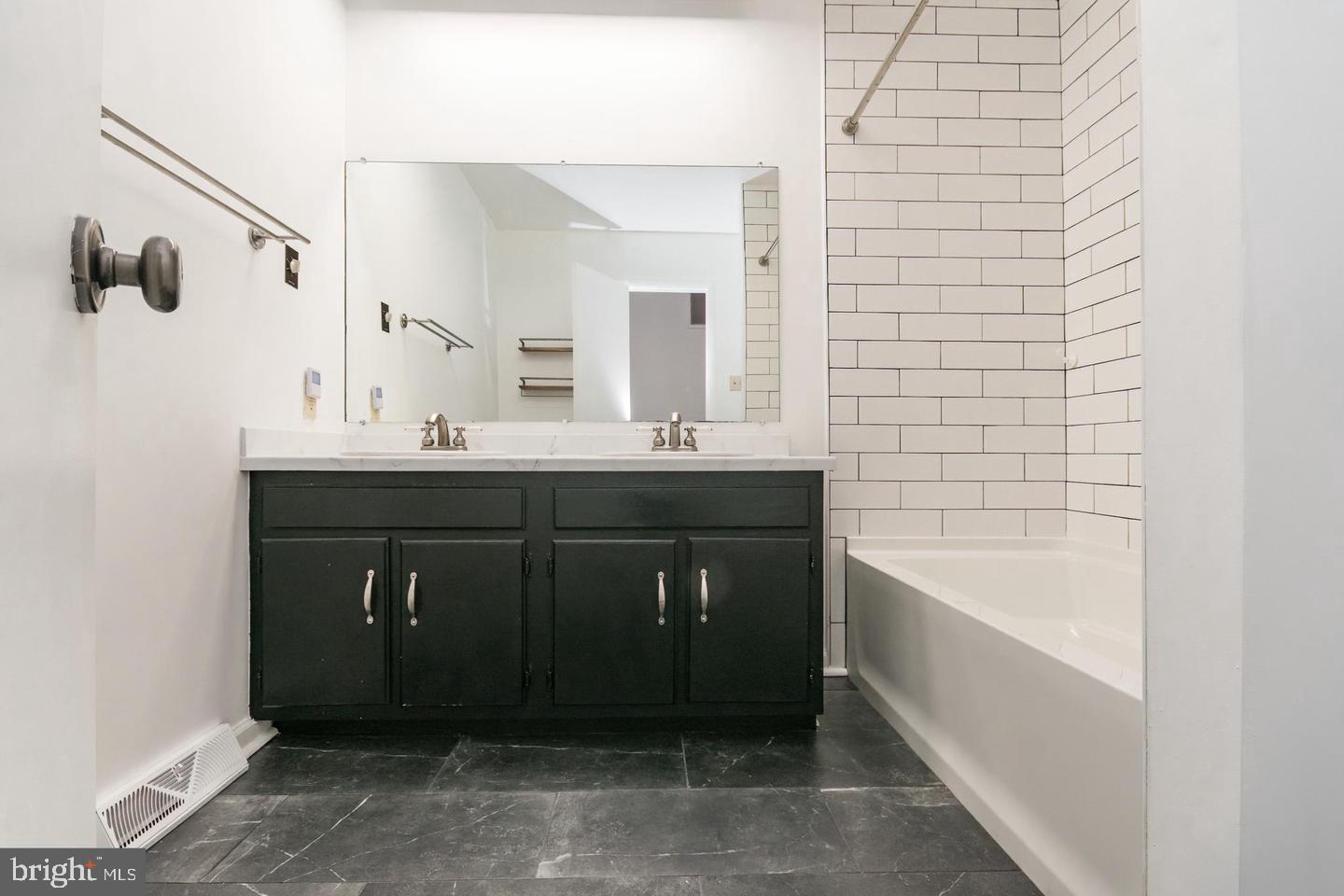 HONEYWOOD - Residential