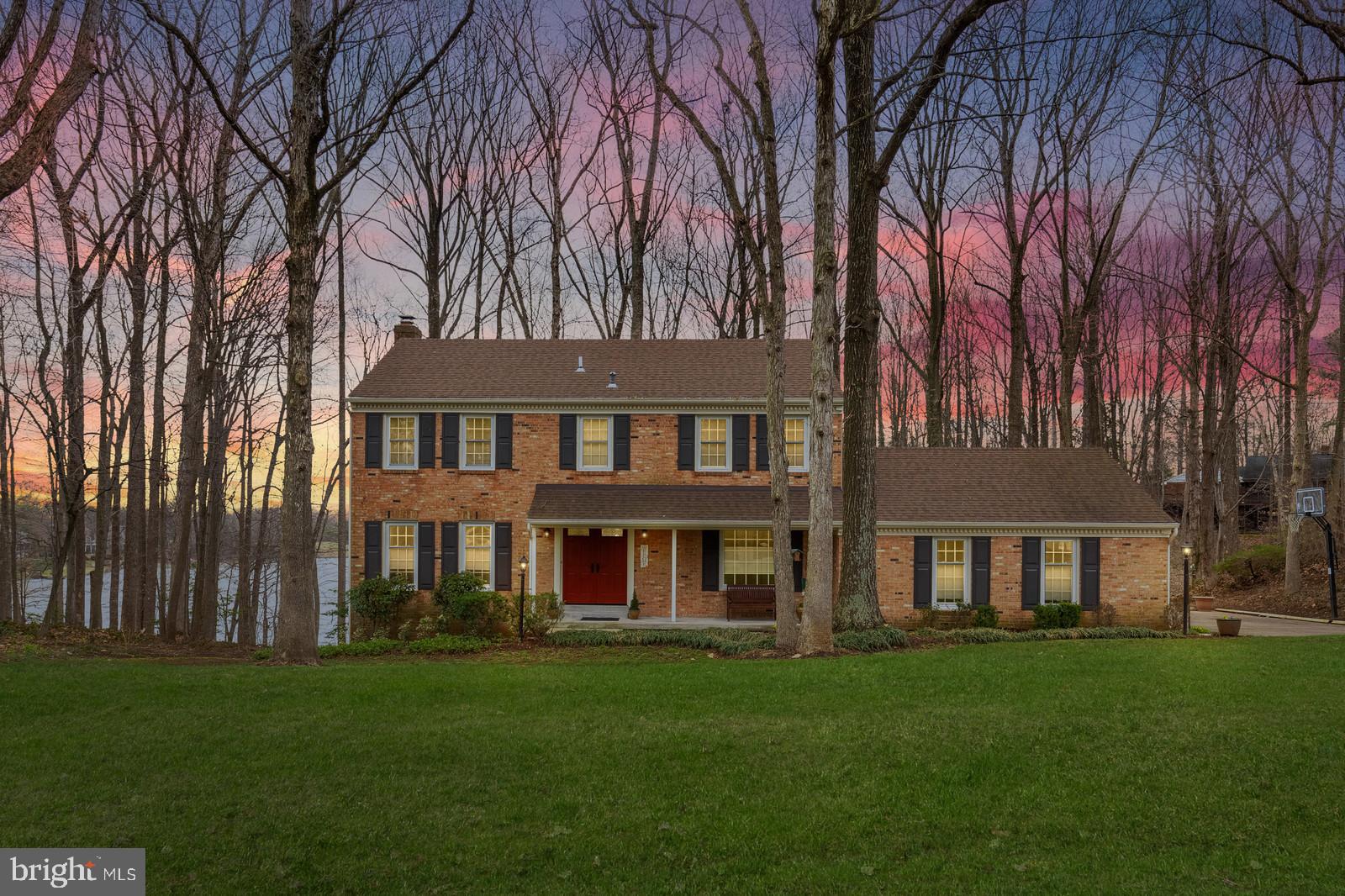 MONTCLAIR - Residential