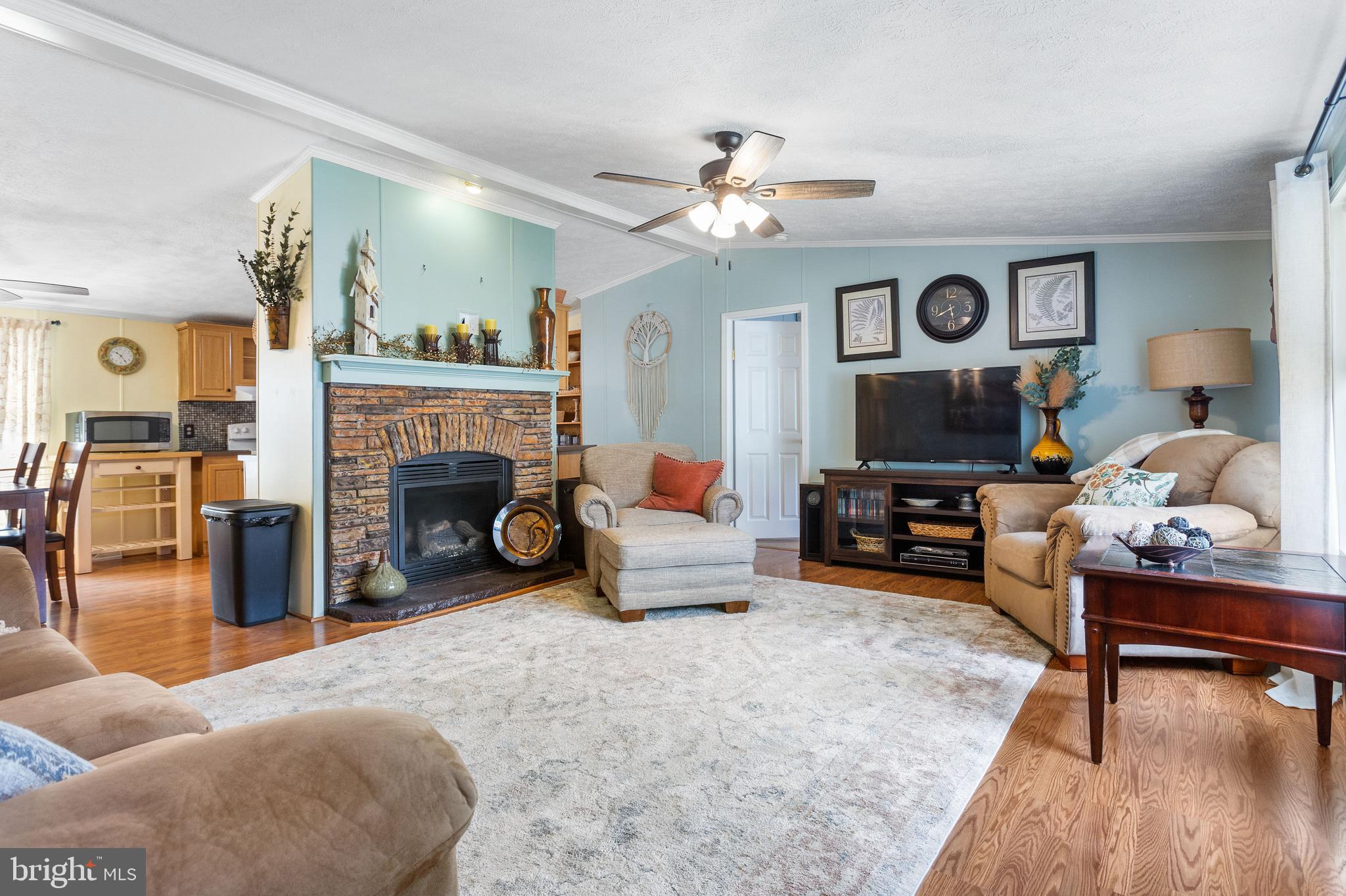 60 BROADWING DRIVE