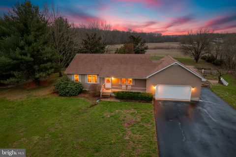 Homes For Sale - 1916 Hartly Road<br/> HARTLY, DE 19953