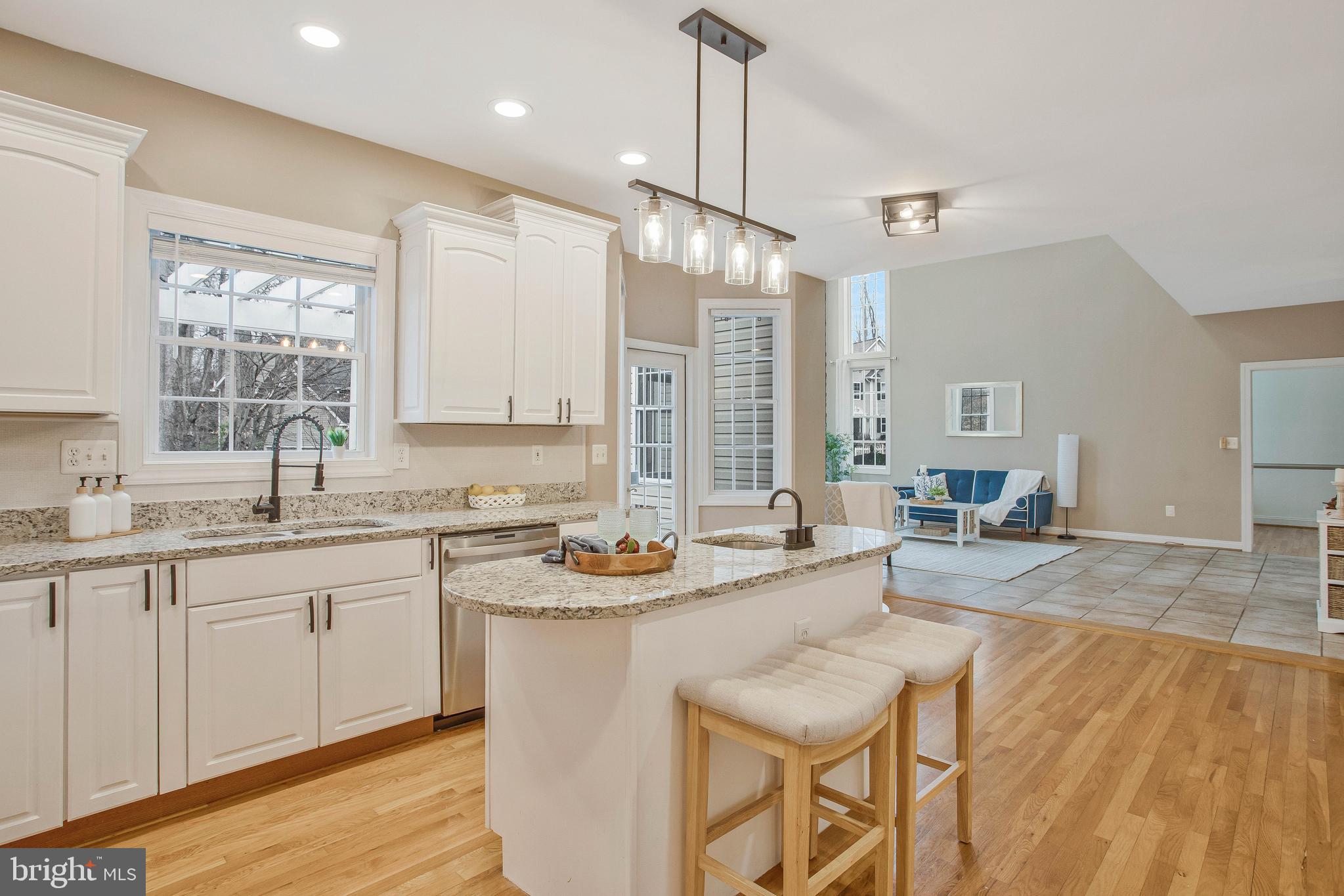 QUEENSBERRY - Residential