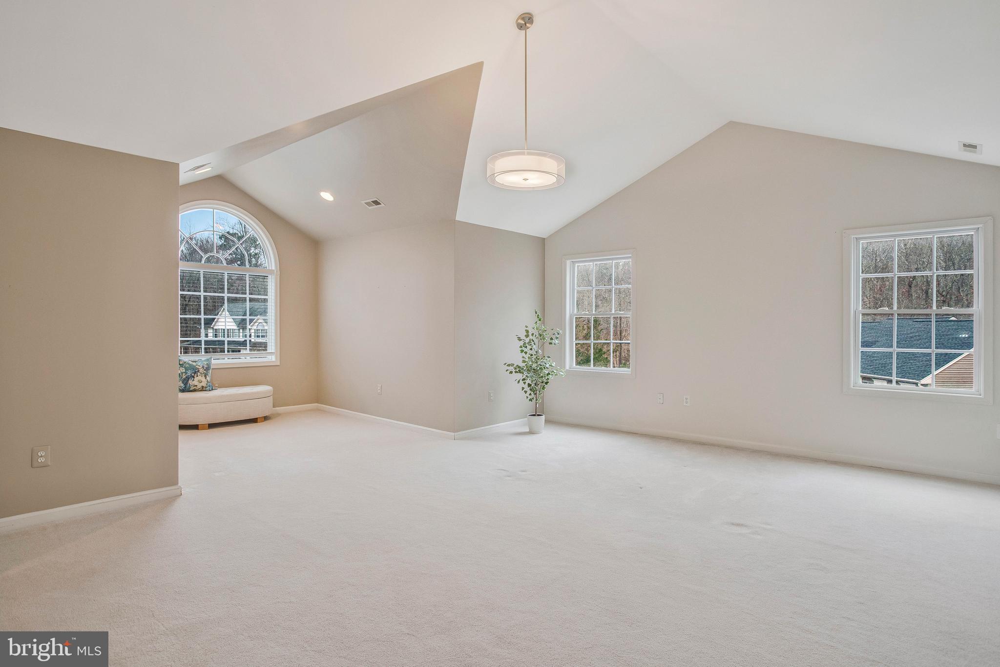 QUEENSBERRY - Residential