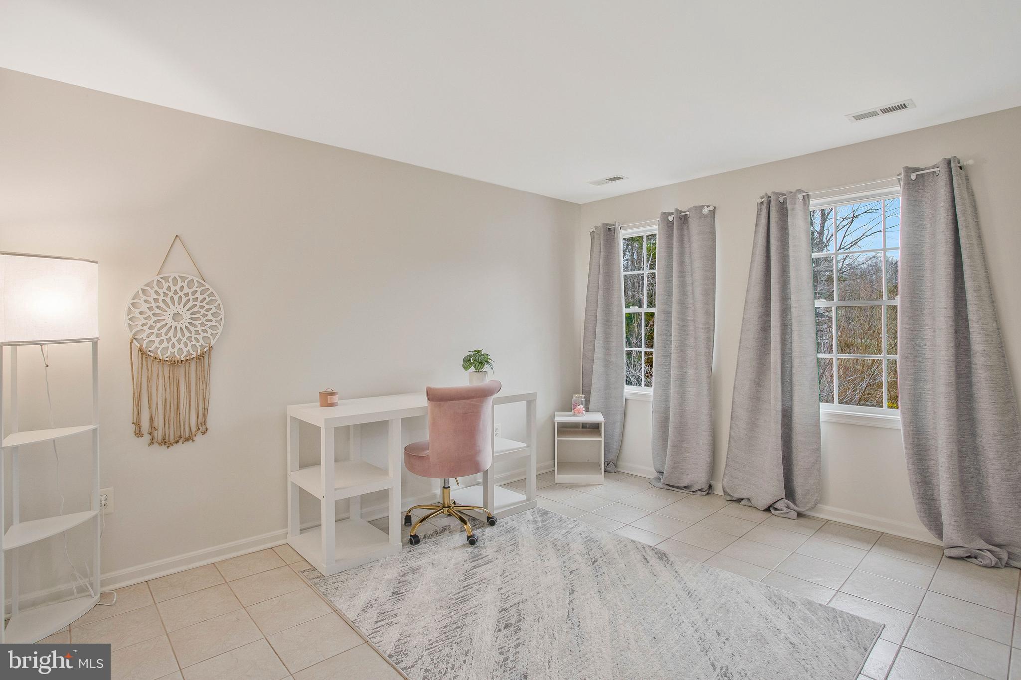 QUEENSBERRY - Residential