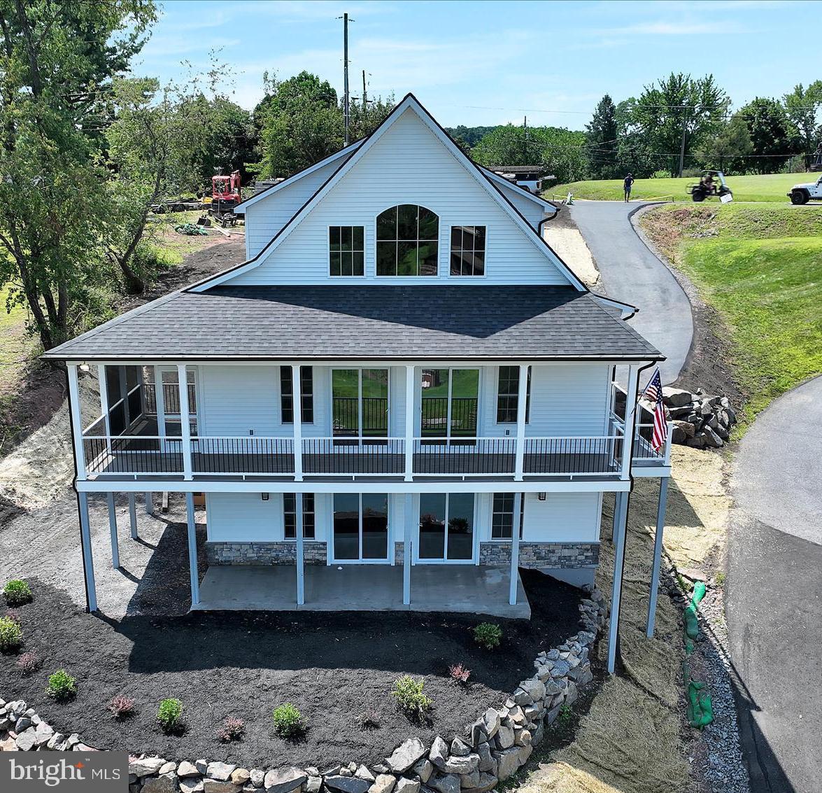 LAKE WYNONAH - Residential