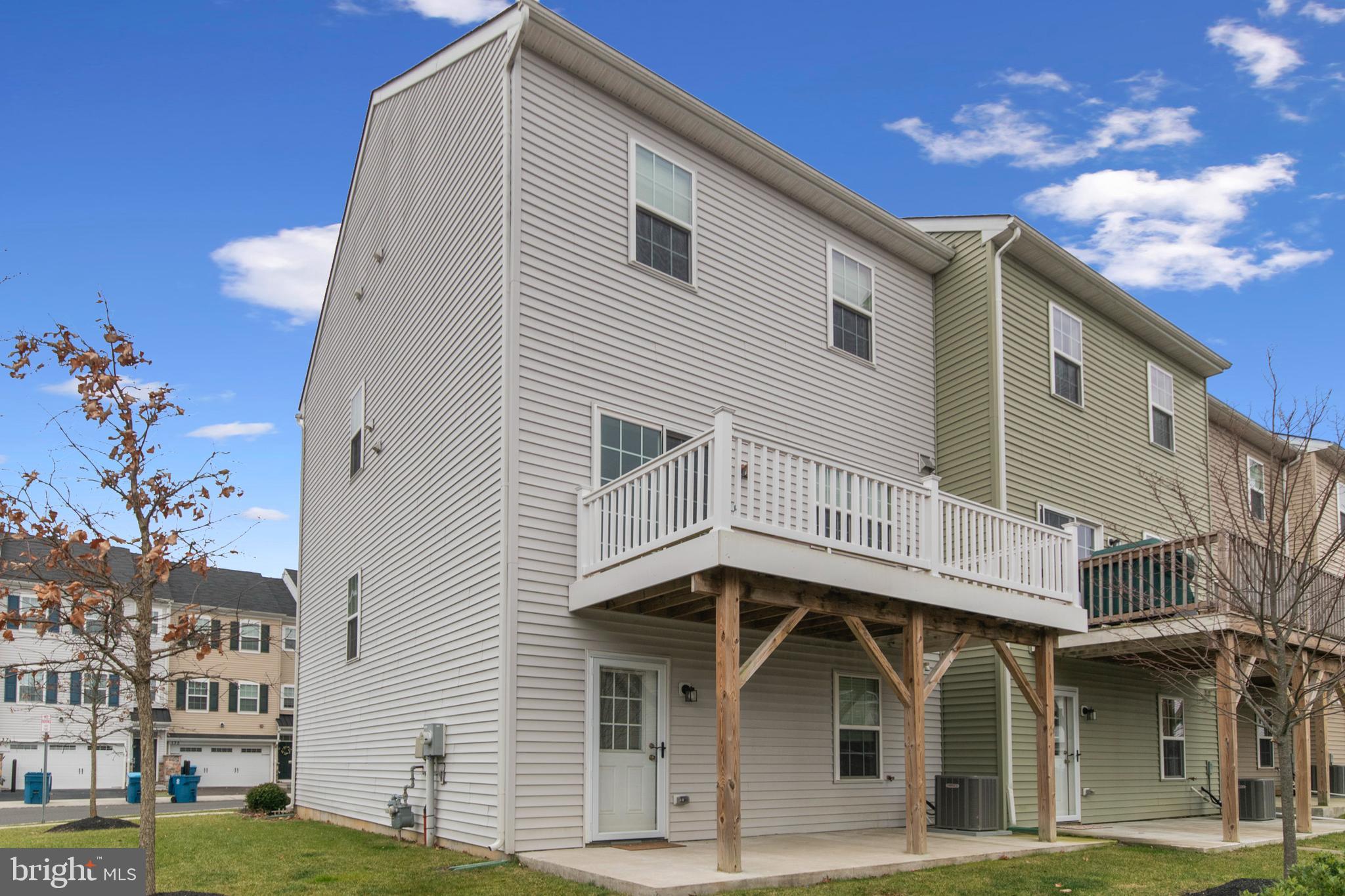 MERCER CT - Residential Lease