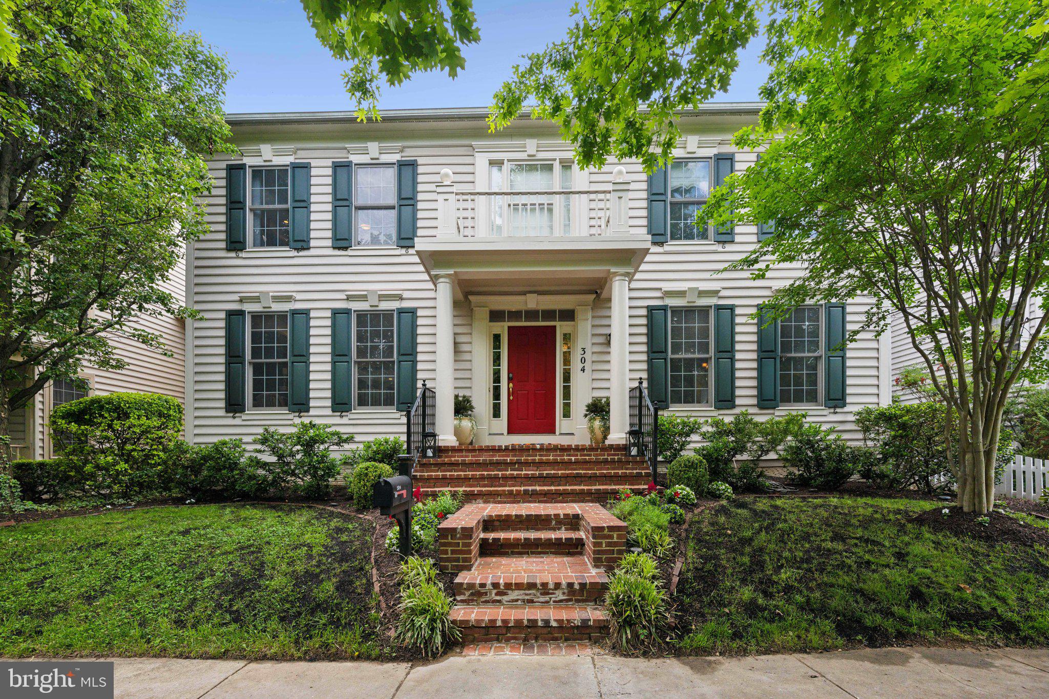 KING FARM WATKINS POND - Residential