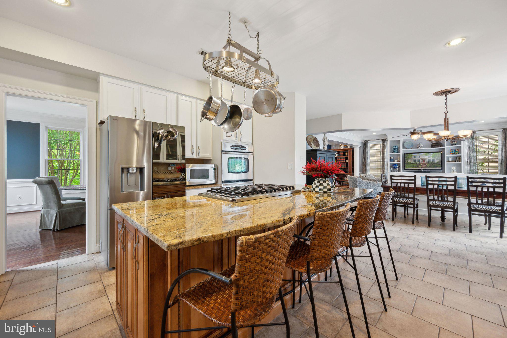 KING FARM WATKINS POND - Residential