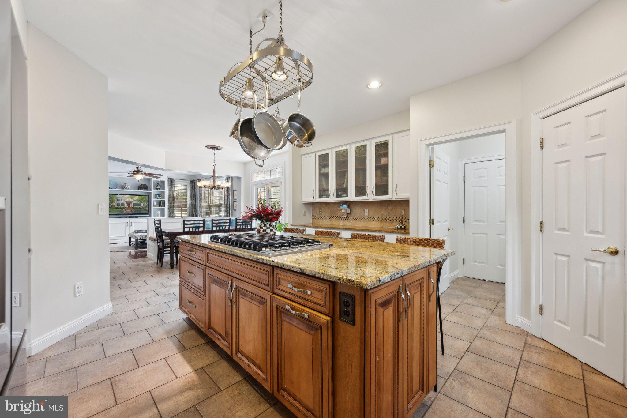 KING FARM WATKINS POND - Residential