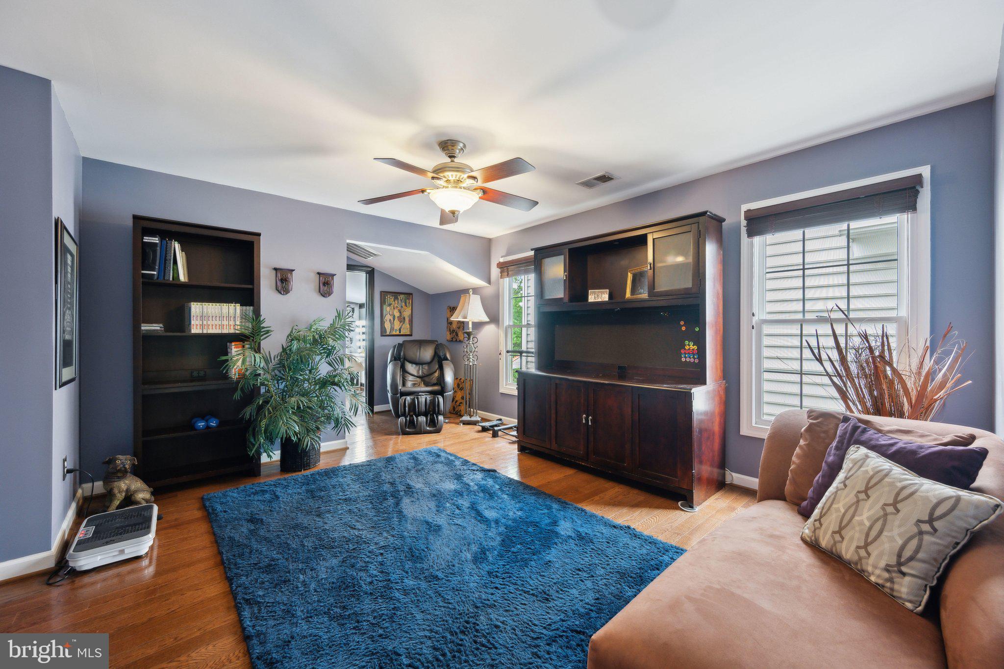 KING FARM WATKINS POND - Residential