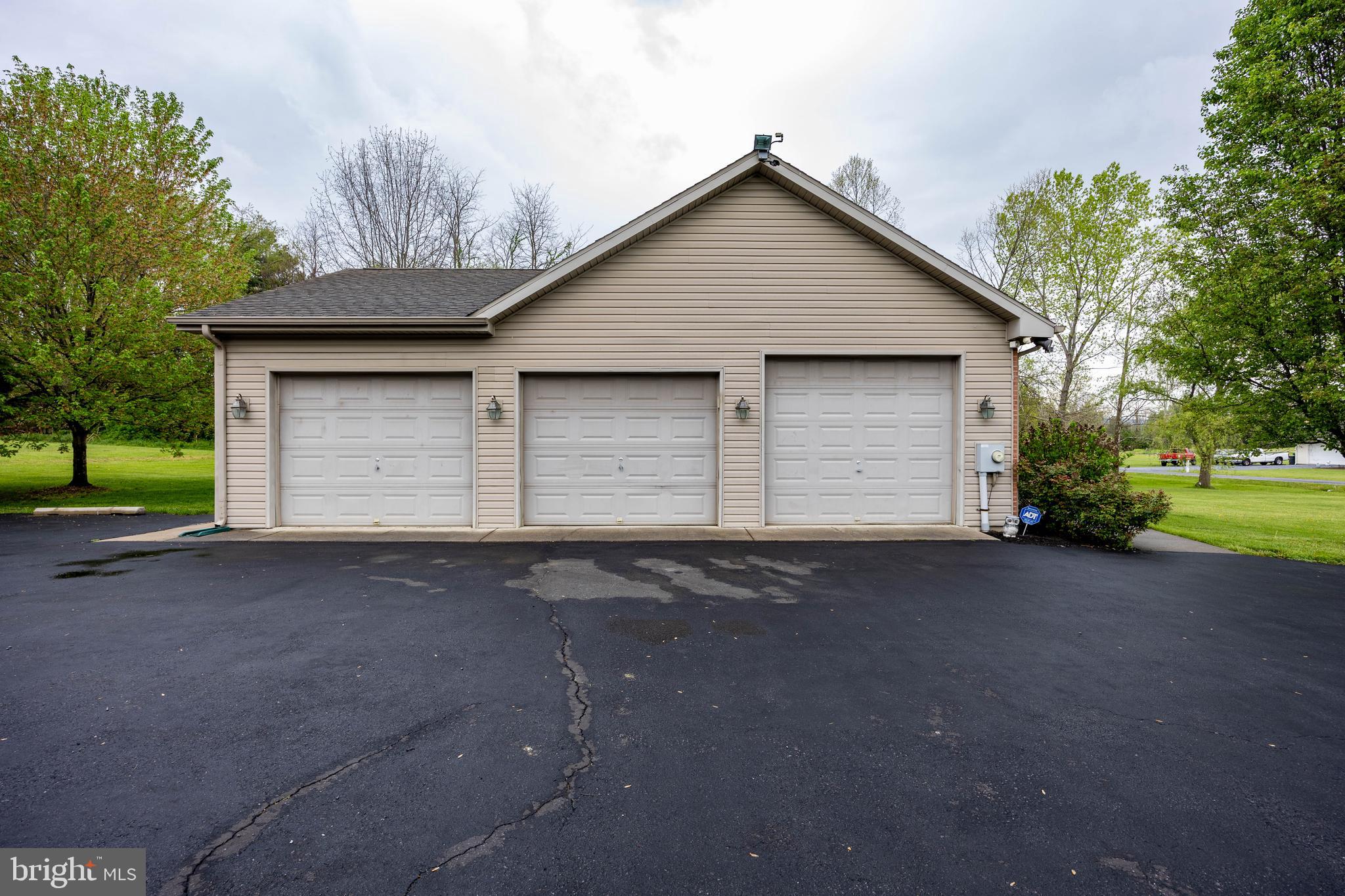 KIM'S COURT - Residential