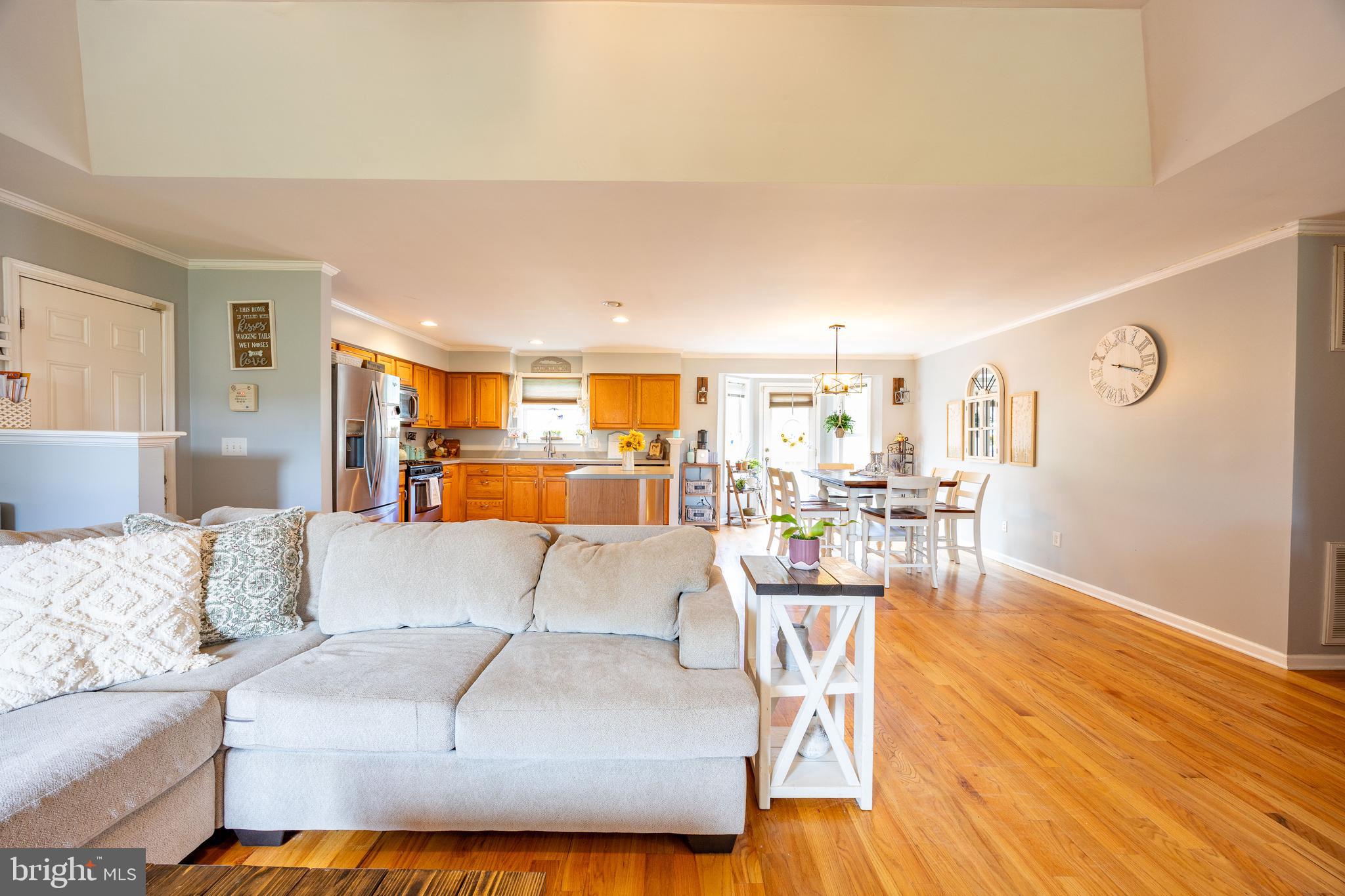 KIM'S COURT - Residential