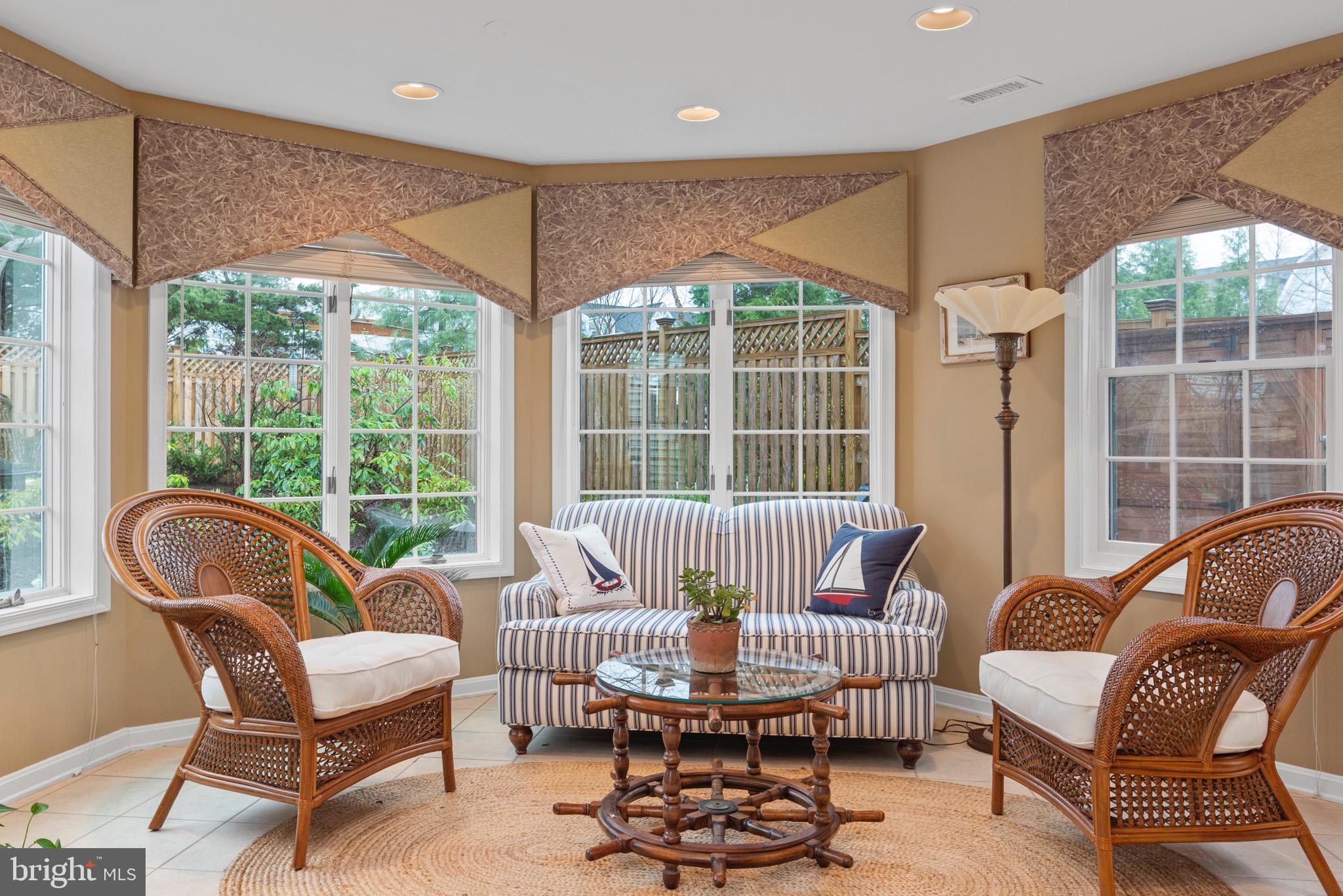 EASTPORT - Residential