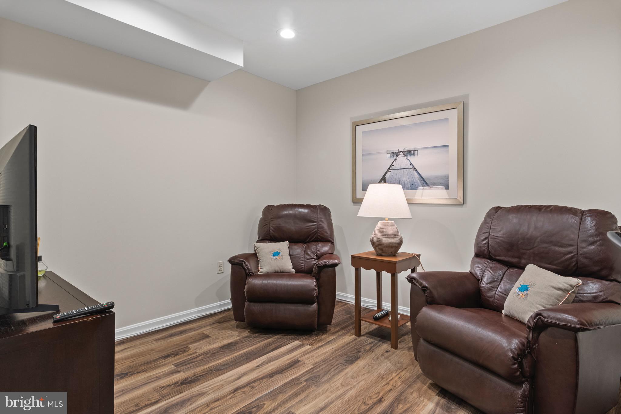 EASTPORT - Residential