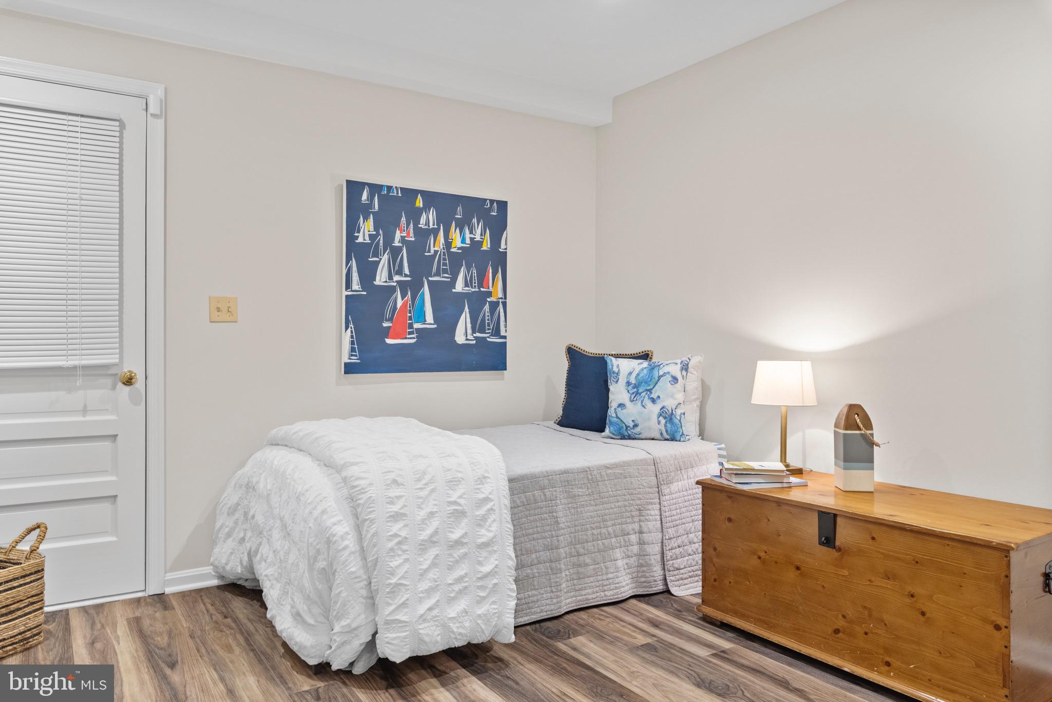 EASTPORT - Residential