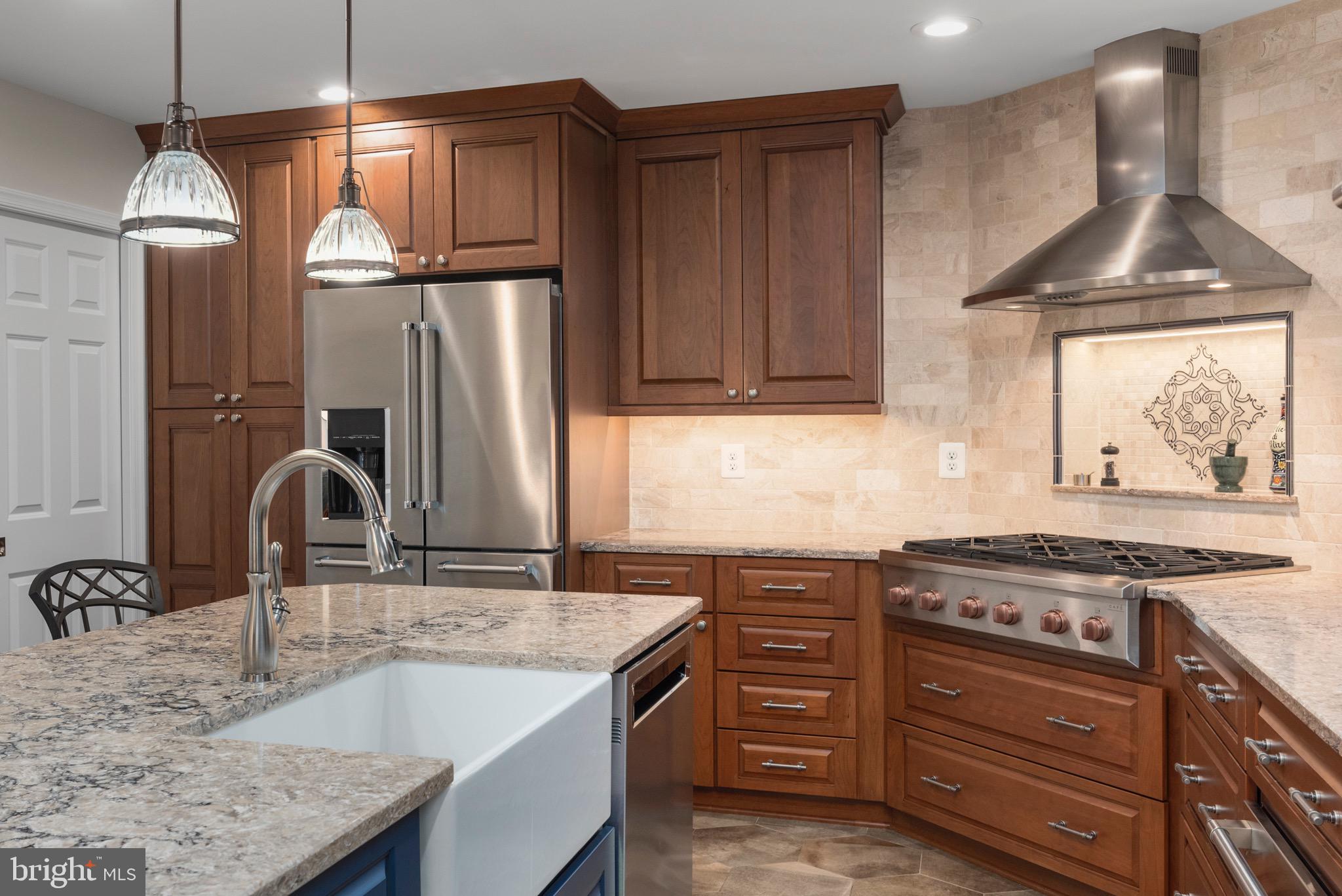 EASTPORT - Residential