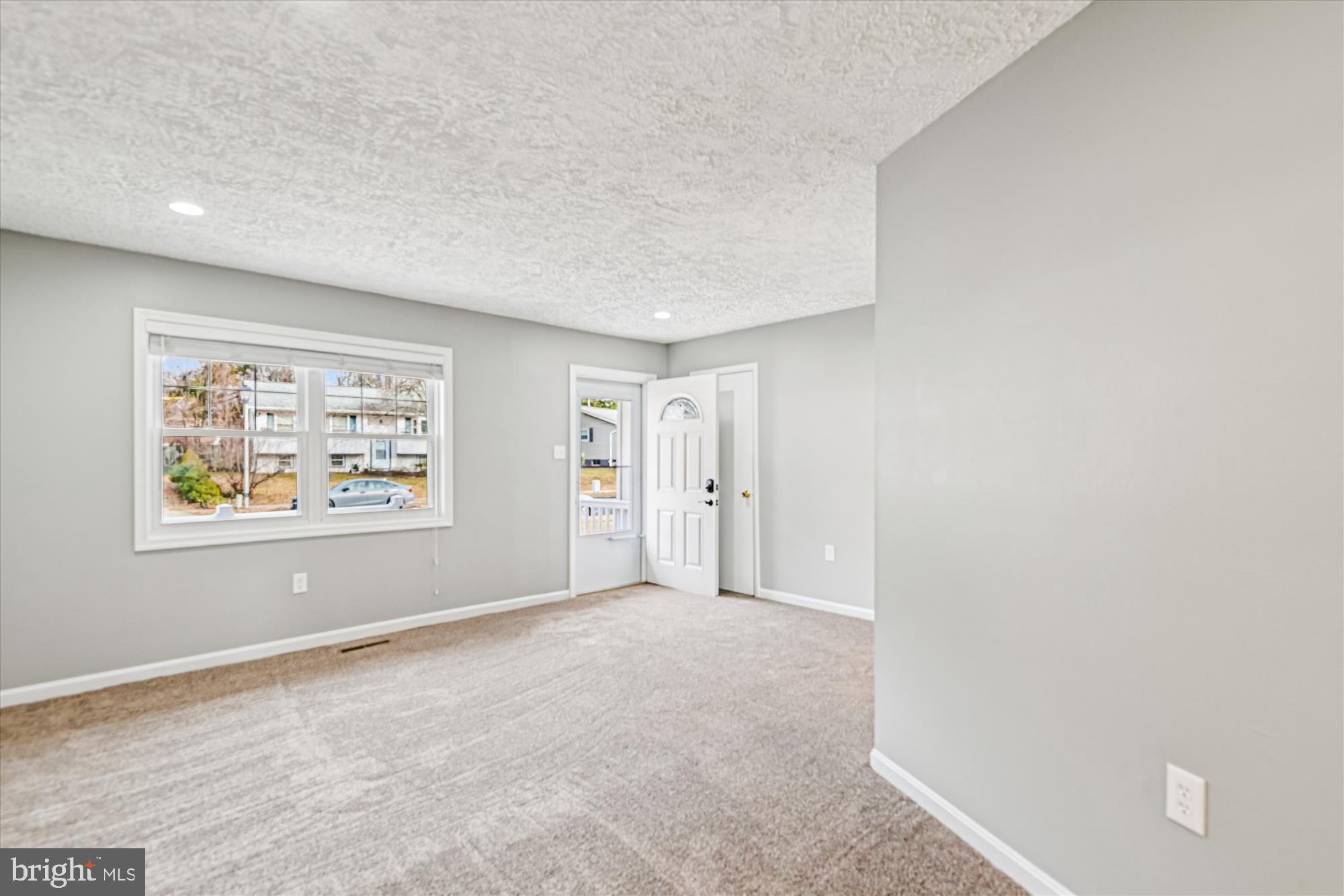 VALLEYWOOD - Residential