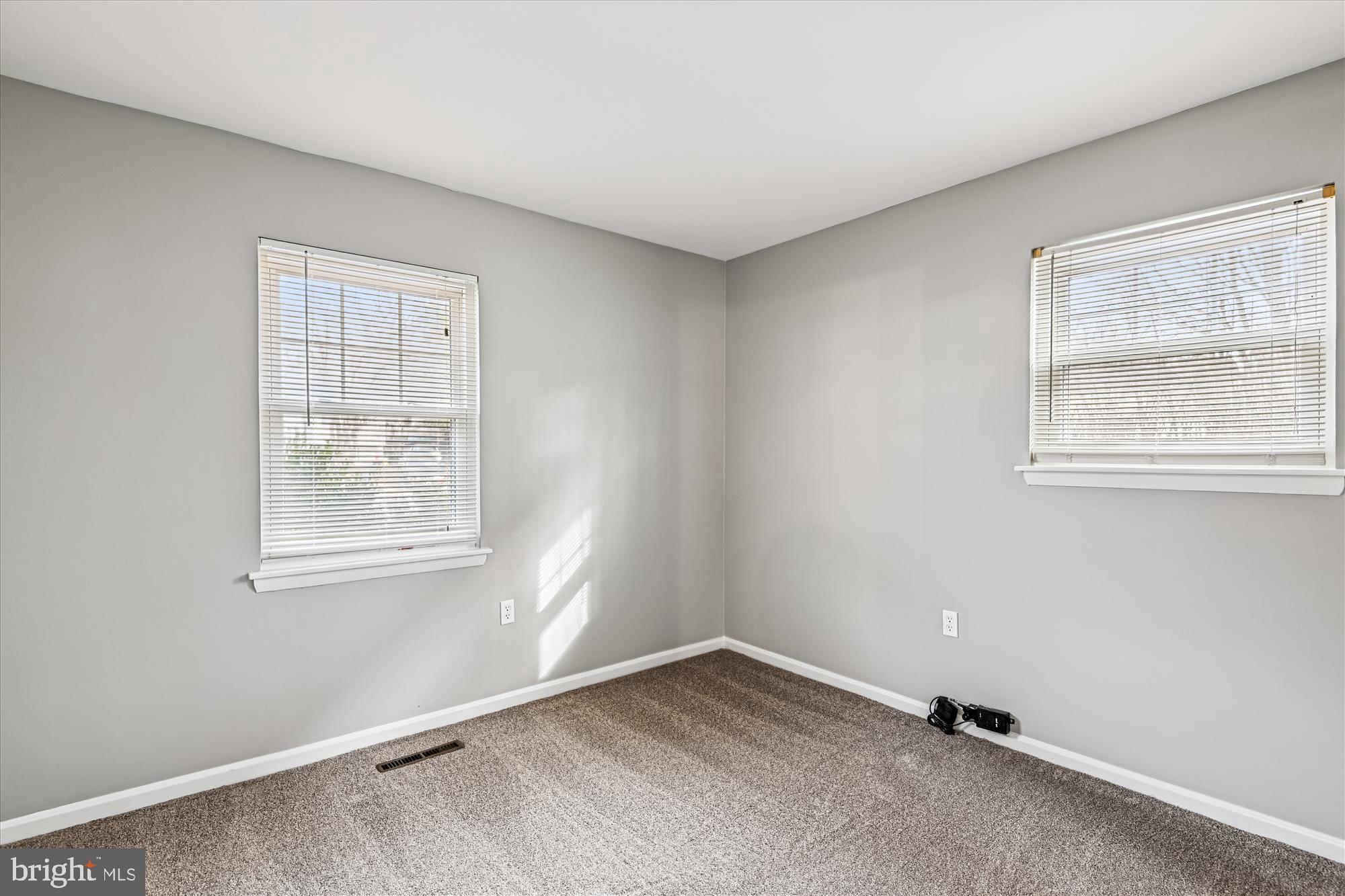 VALLEYWOOD - Residential