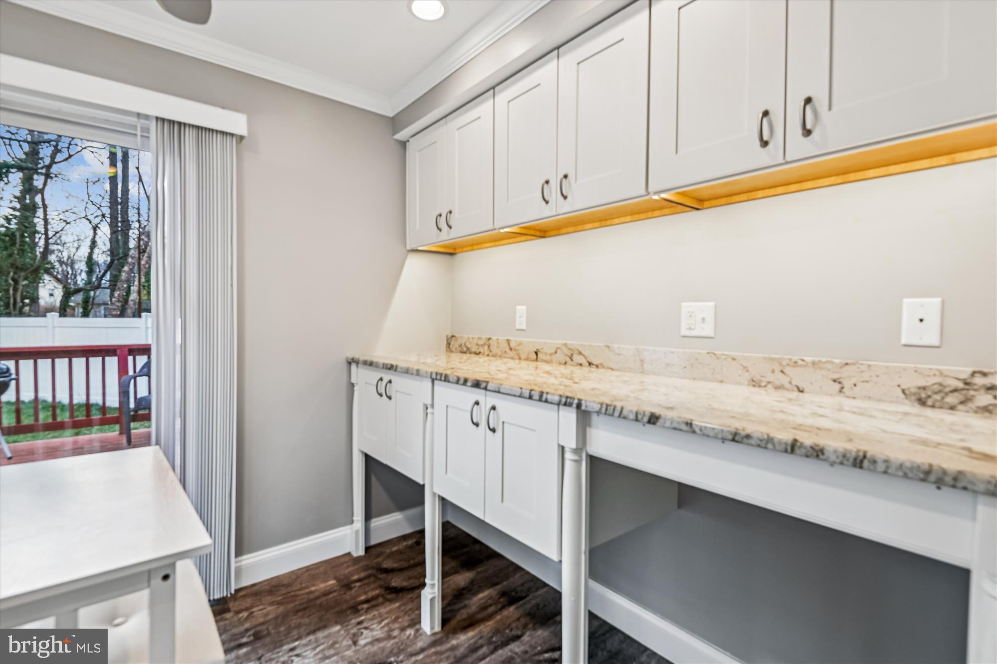 VALLEYWOOD - Residential