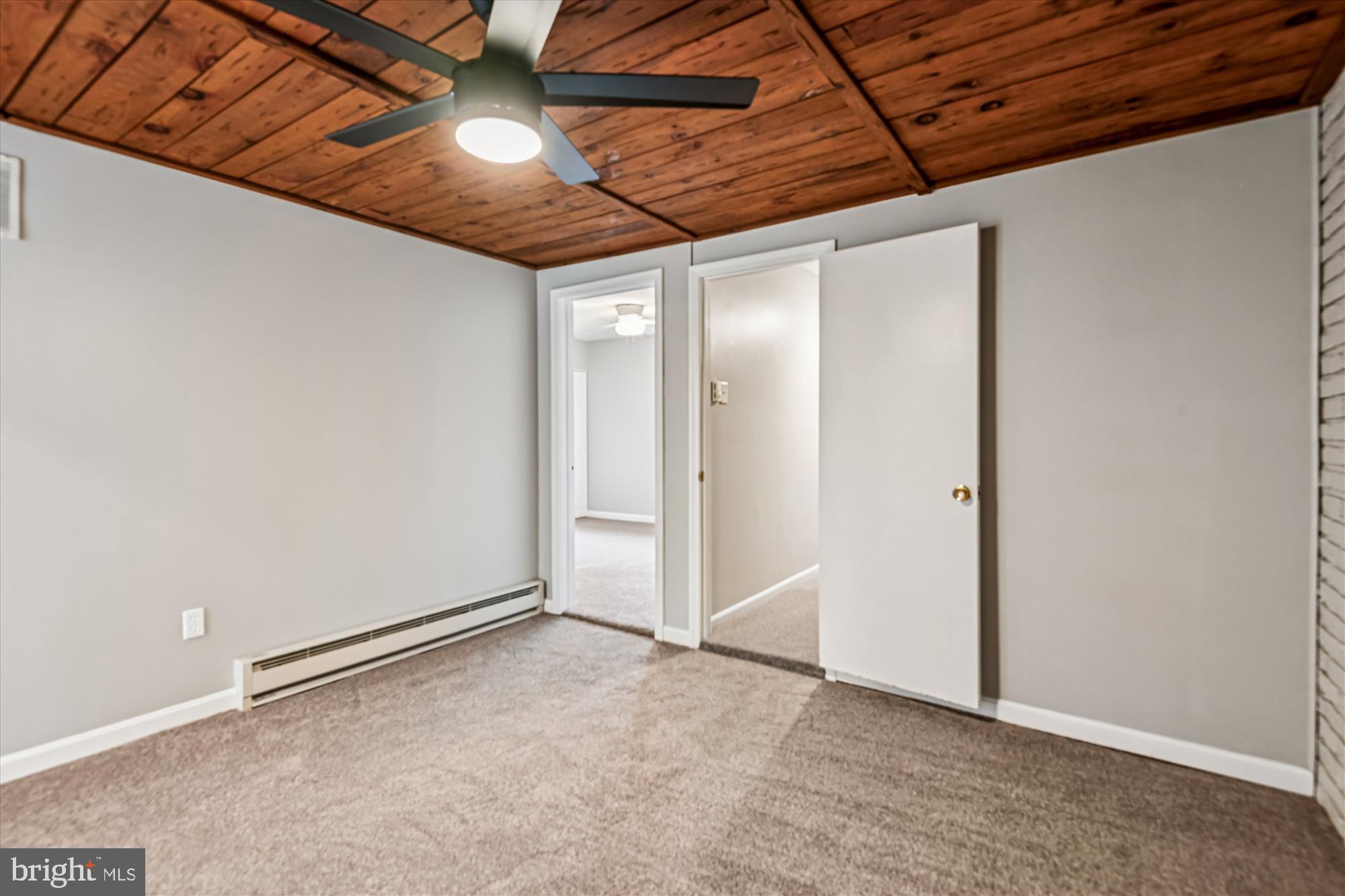 VALLEYWOOD - Residential