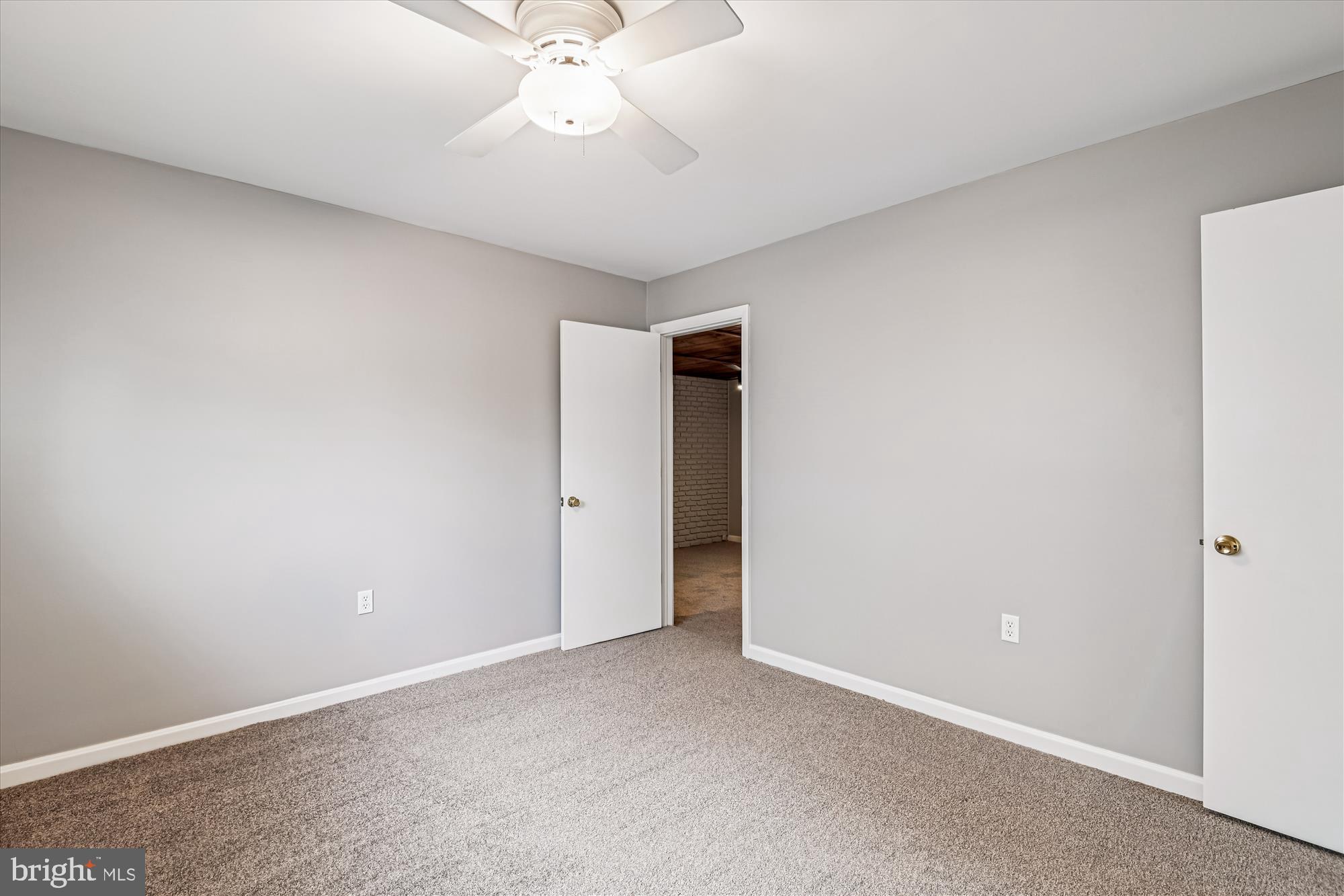 VALLEYWOOD - Residential