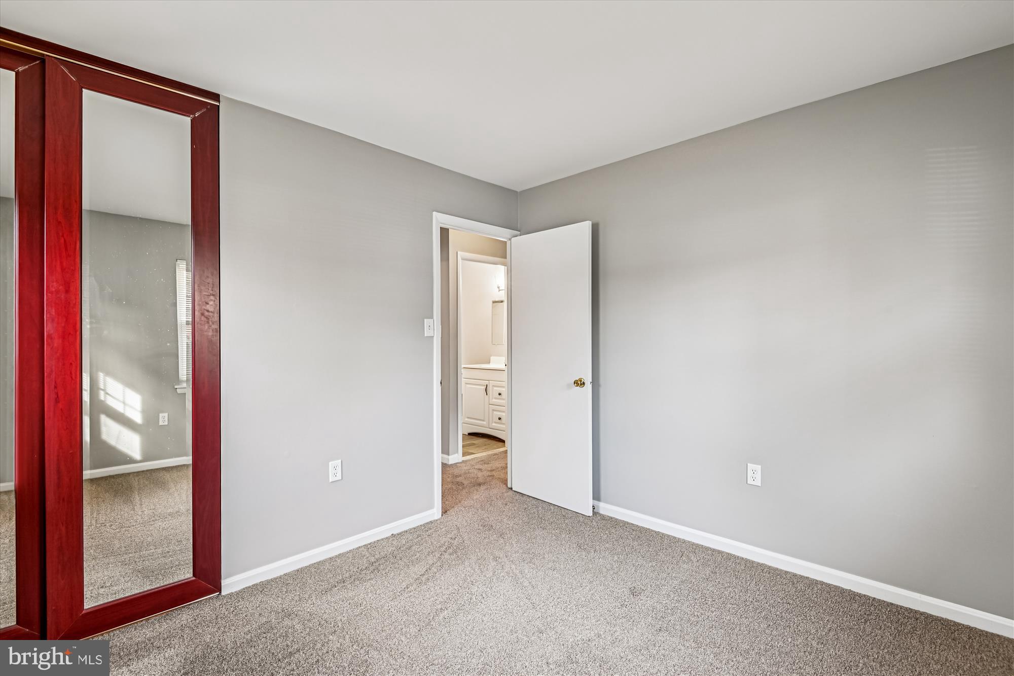 VALLEYWOOD - Residential