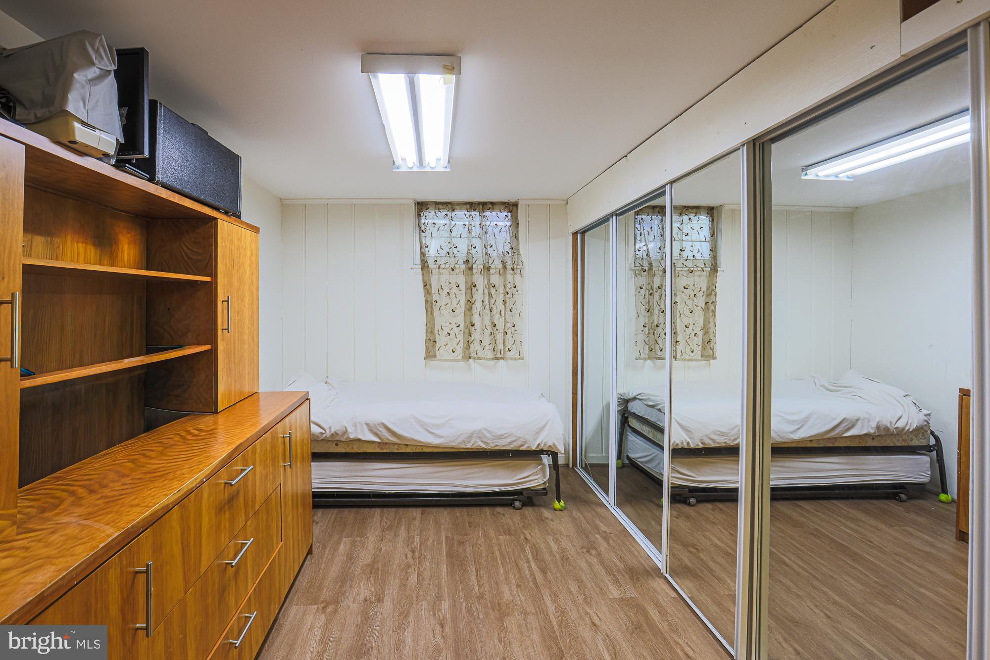 FALLSTAFF - Residential