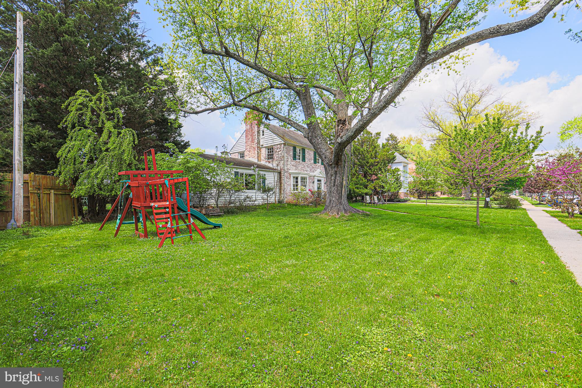 FALLSTAFF - Residential